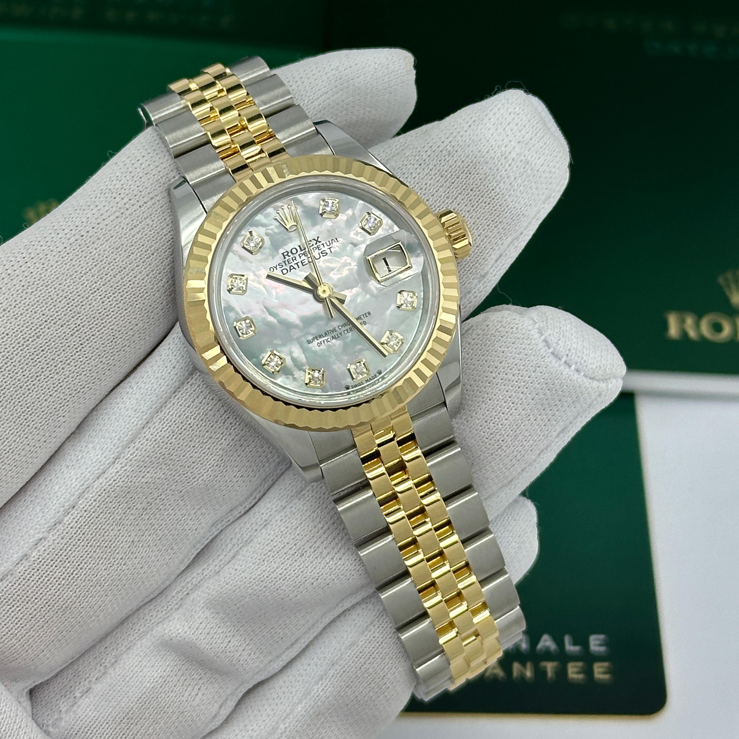 Ungetragene Rolex Lady-Datejust 28 Reference# 279173, Komplettset, 2025 im Angebot 15