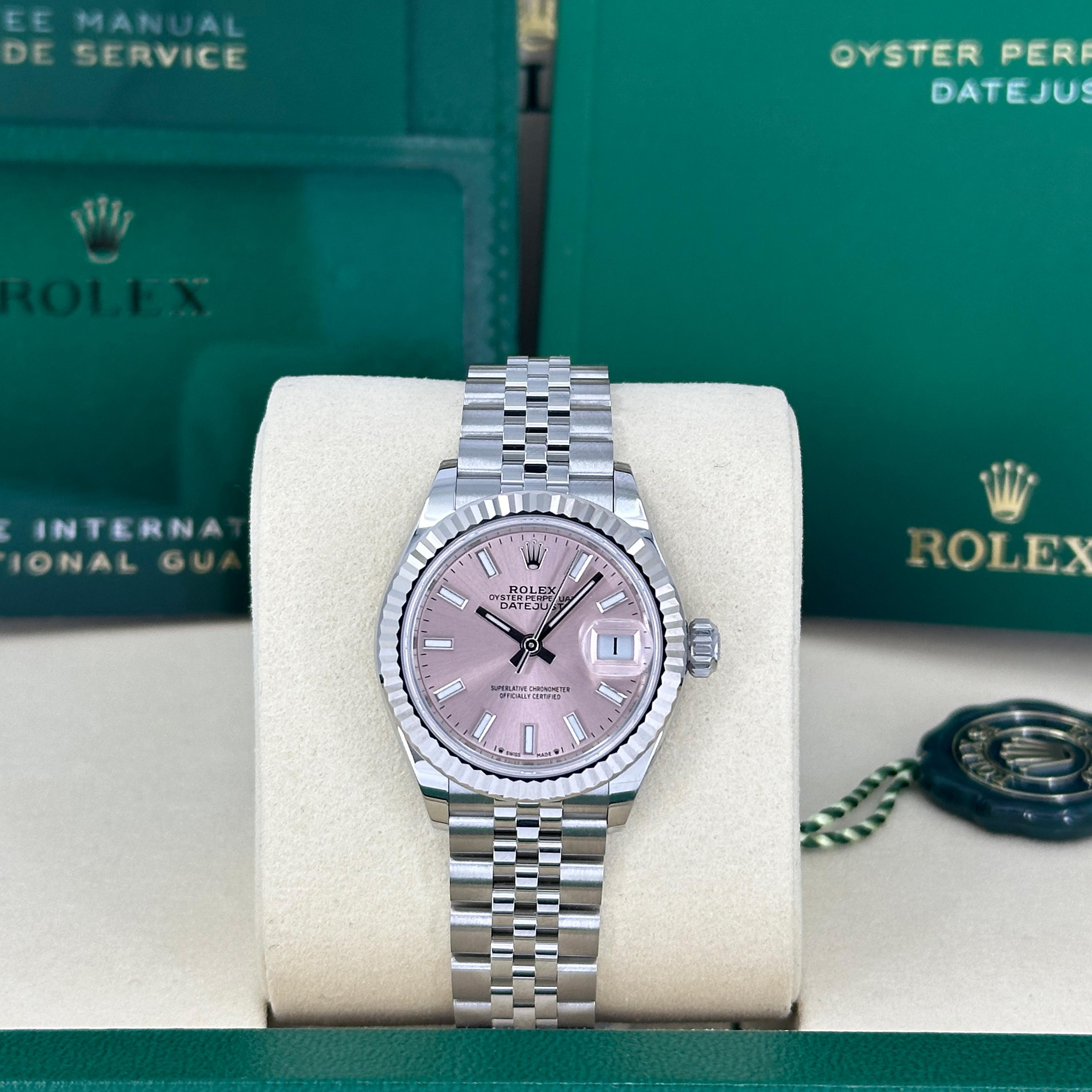 Ungetragene Rolex Lady-Datejust 28 Reference# 279174, Komplettset, 2025 im Angebot 10