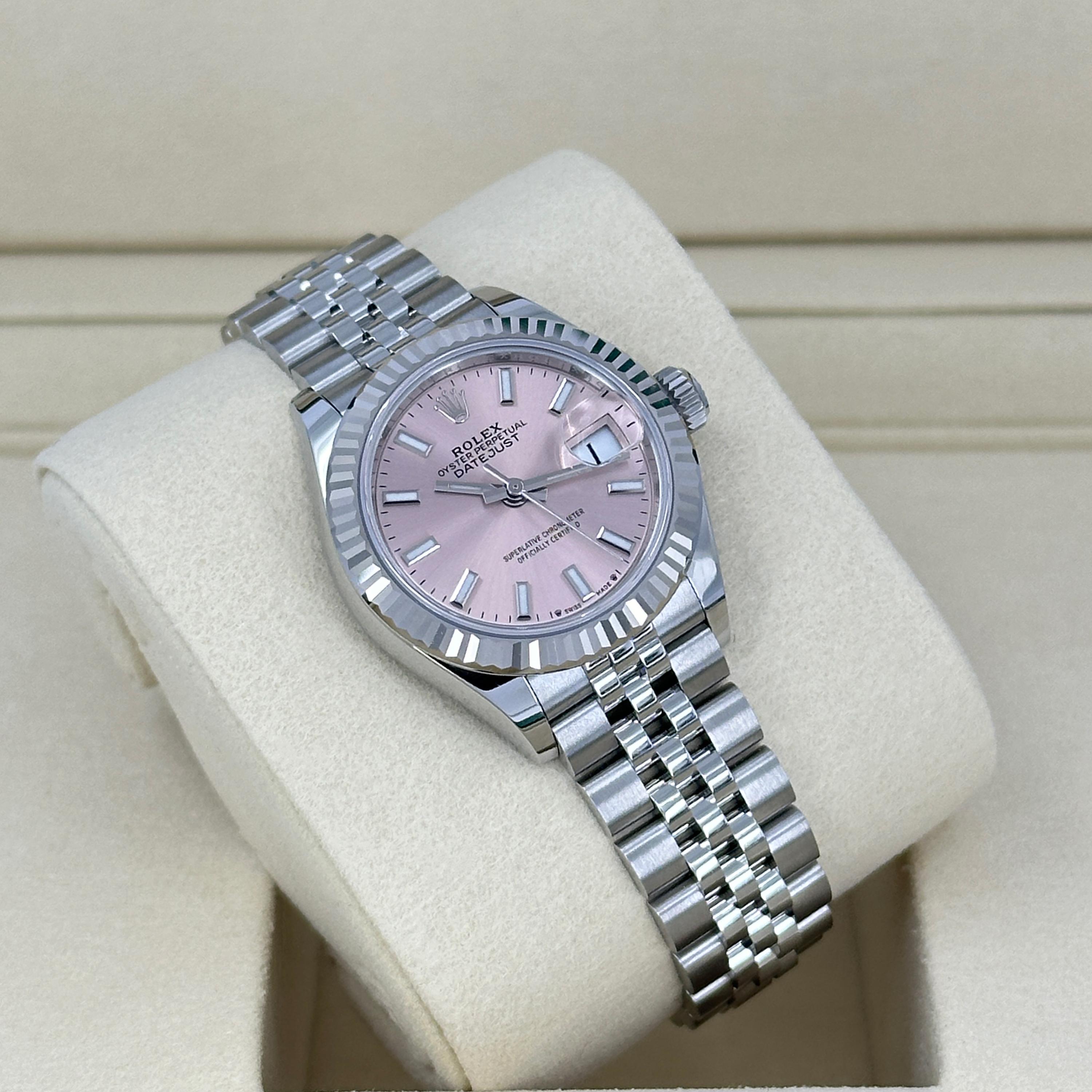 Ungetragene Rolex Lady-Datejust 28 Reference# 279174, Komplettset, 2025 im Angebot 5