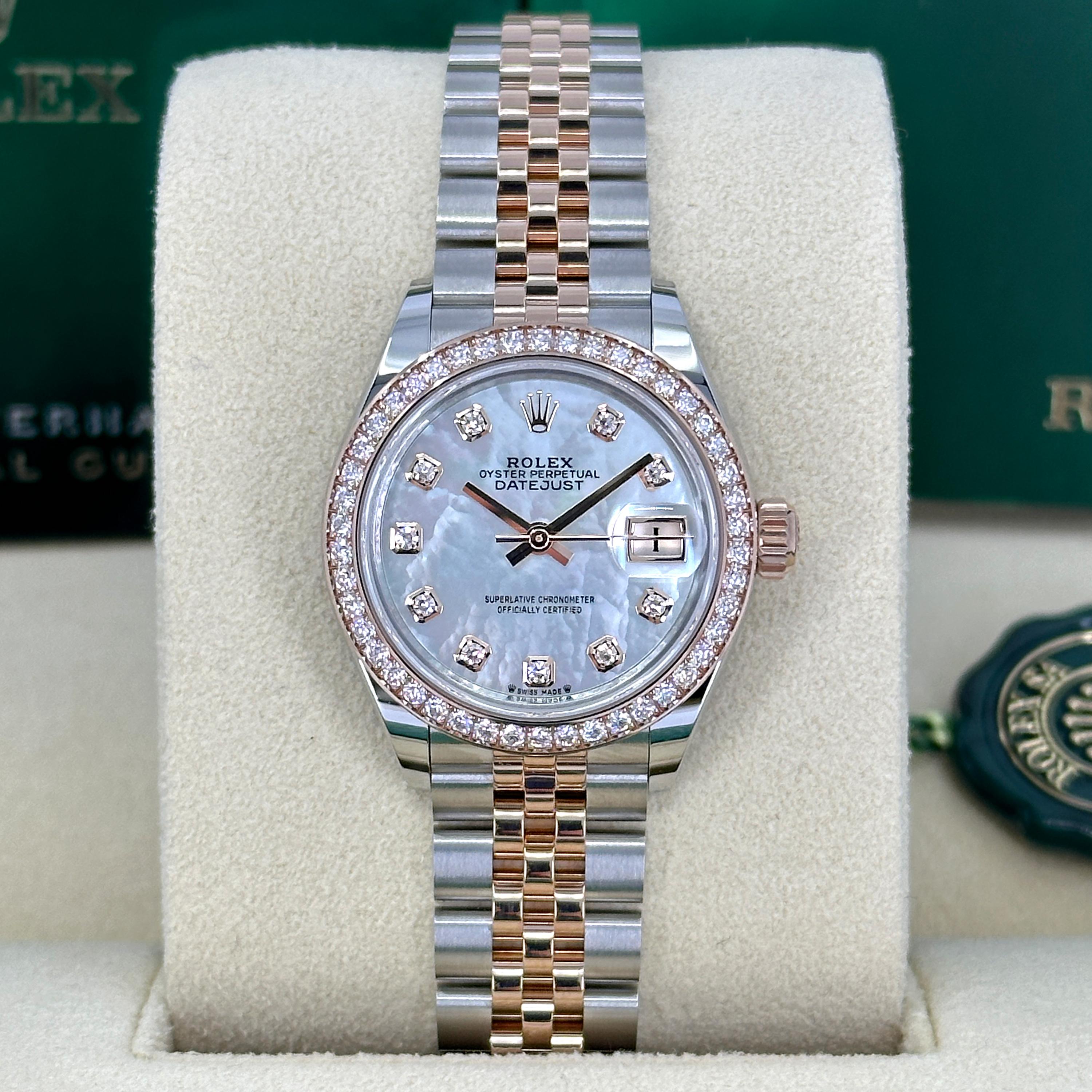 Rolex Lady-Datejust 279381RBR-0013 - Everose Rolesor Glamour avec cadran en nacre, diamants et rubis

La Rolex Lady-Datejust 279381RBR-0013 est un exemple époustouflant de haute horlogerie alliée à une élégante conception de la joaillerie. Fabriqué