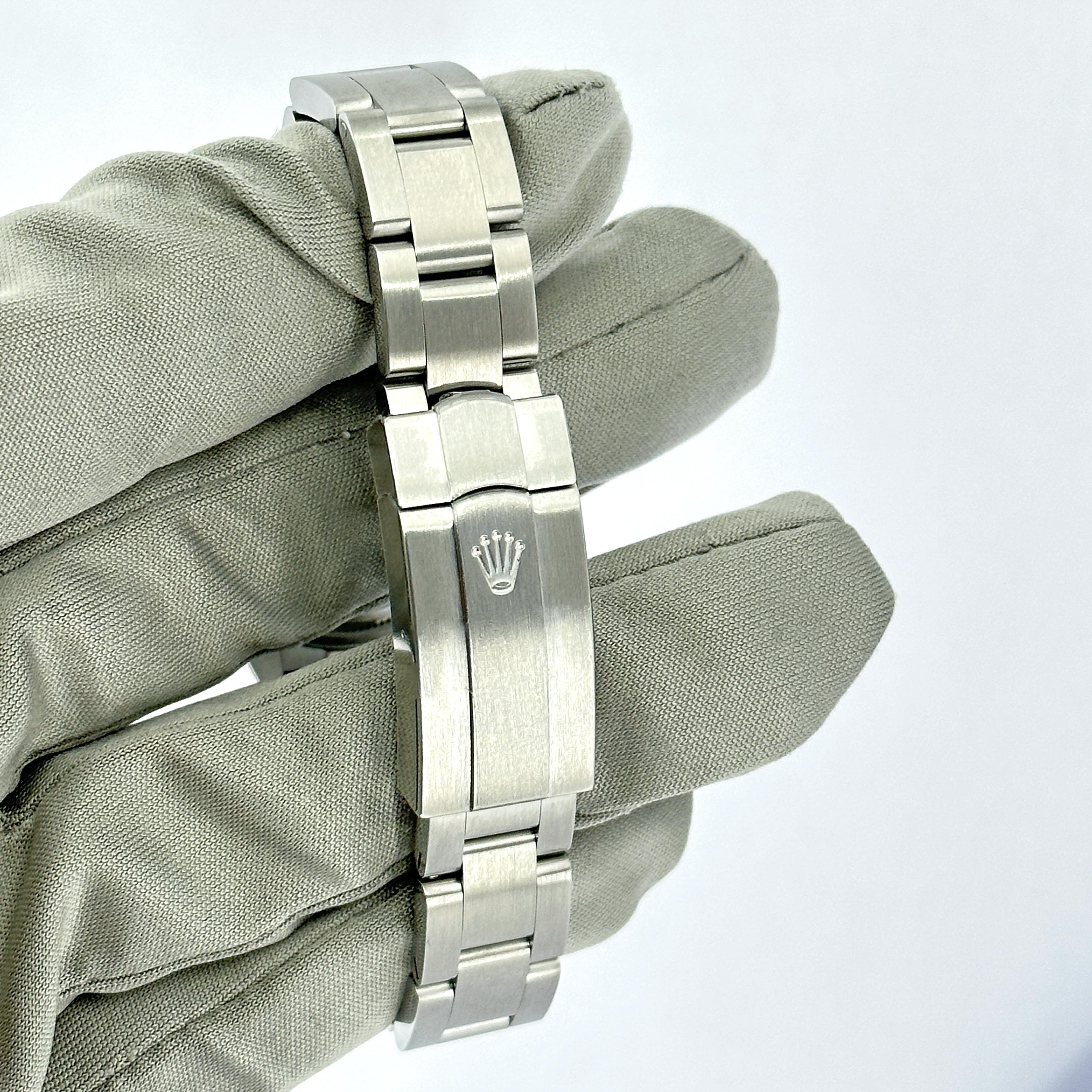 Ungetragene Rolex Oyster Perpetual 28 Reference# 276200, Komplettset, 2025 im Angebot 5