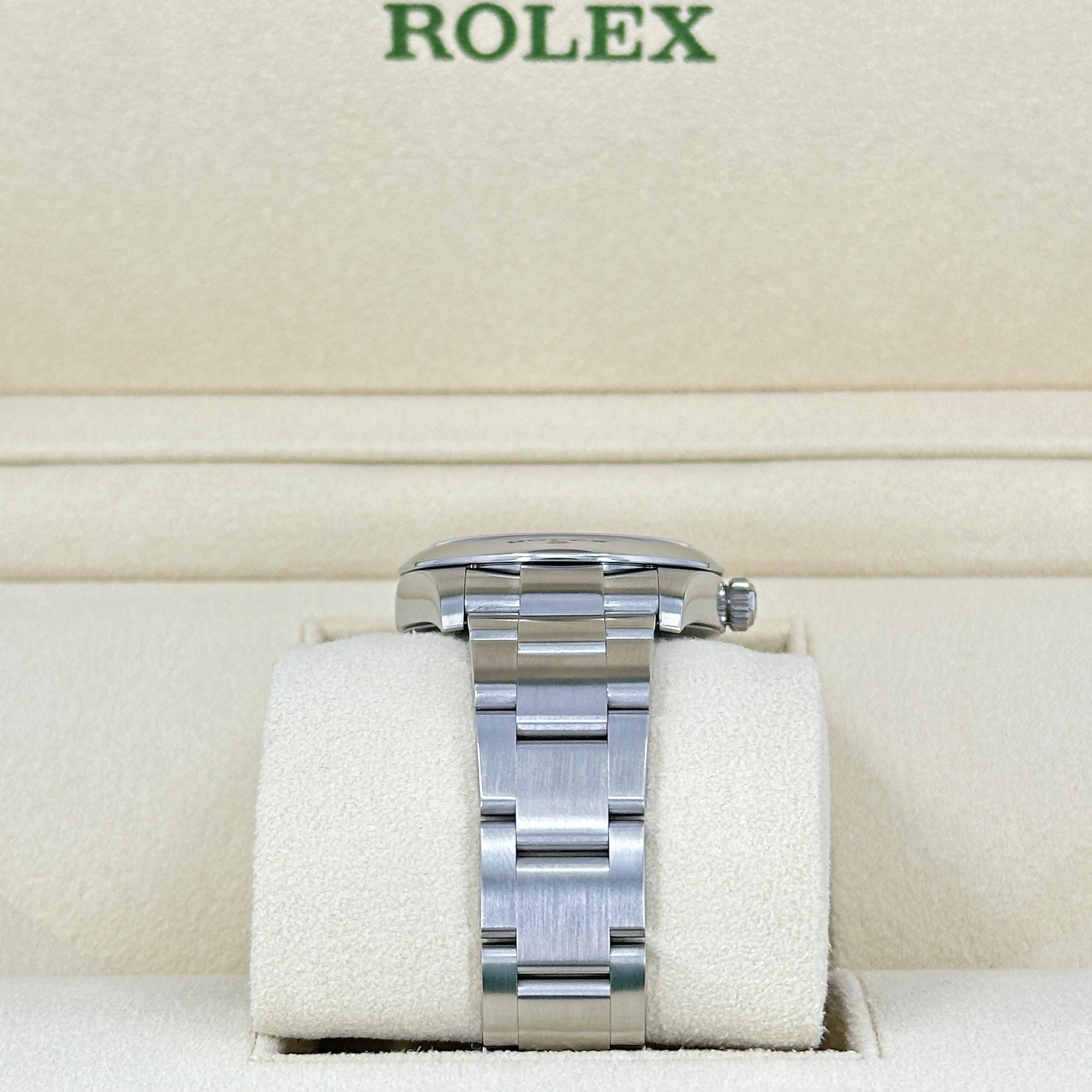 Ungetragene Rolex Oyster Perpetual 34 Reference# 124200, Komplettset, 2025 für Damen oder Herren im Angebot