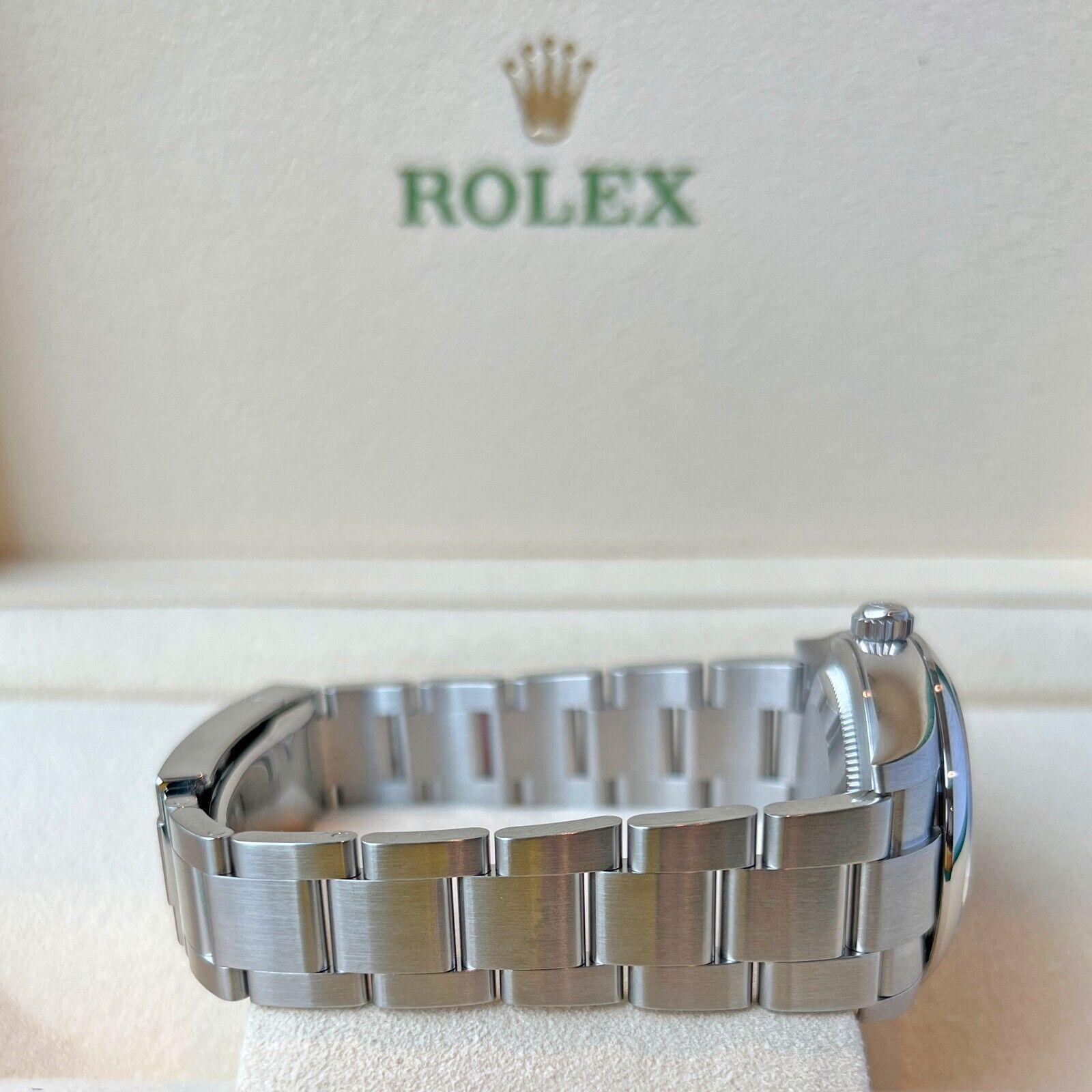 Ungetragene Rolex Oyster Perpetual 34 Reference# 124200, Komplettset, 2025 im Angebot 4