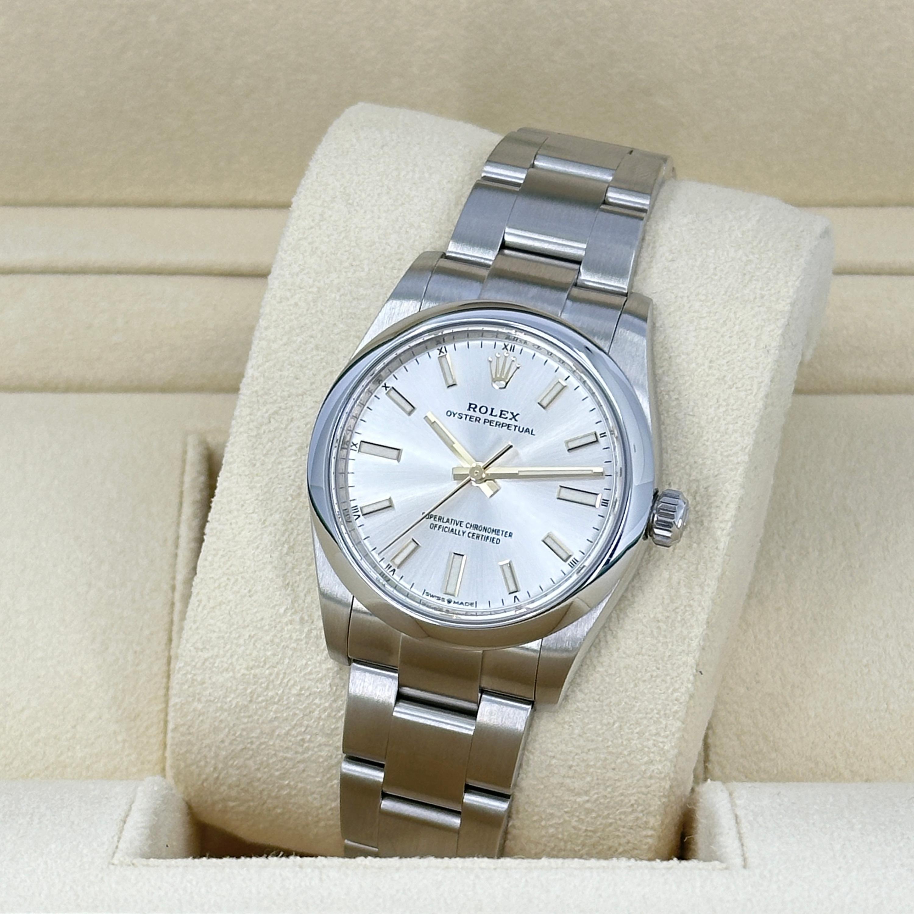 Ungetragene Rolex Oyster Perpetual 34 Reference# 124200, Komplettset, 2025 im Angebot 5