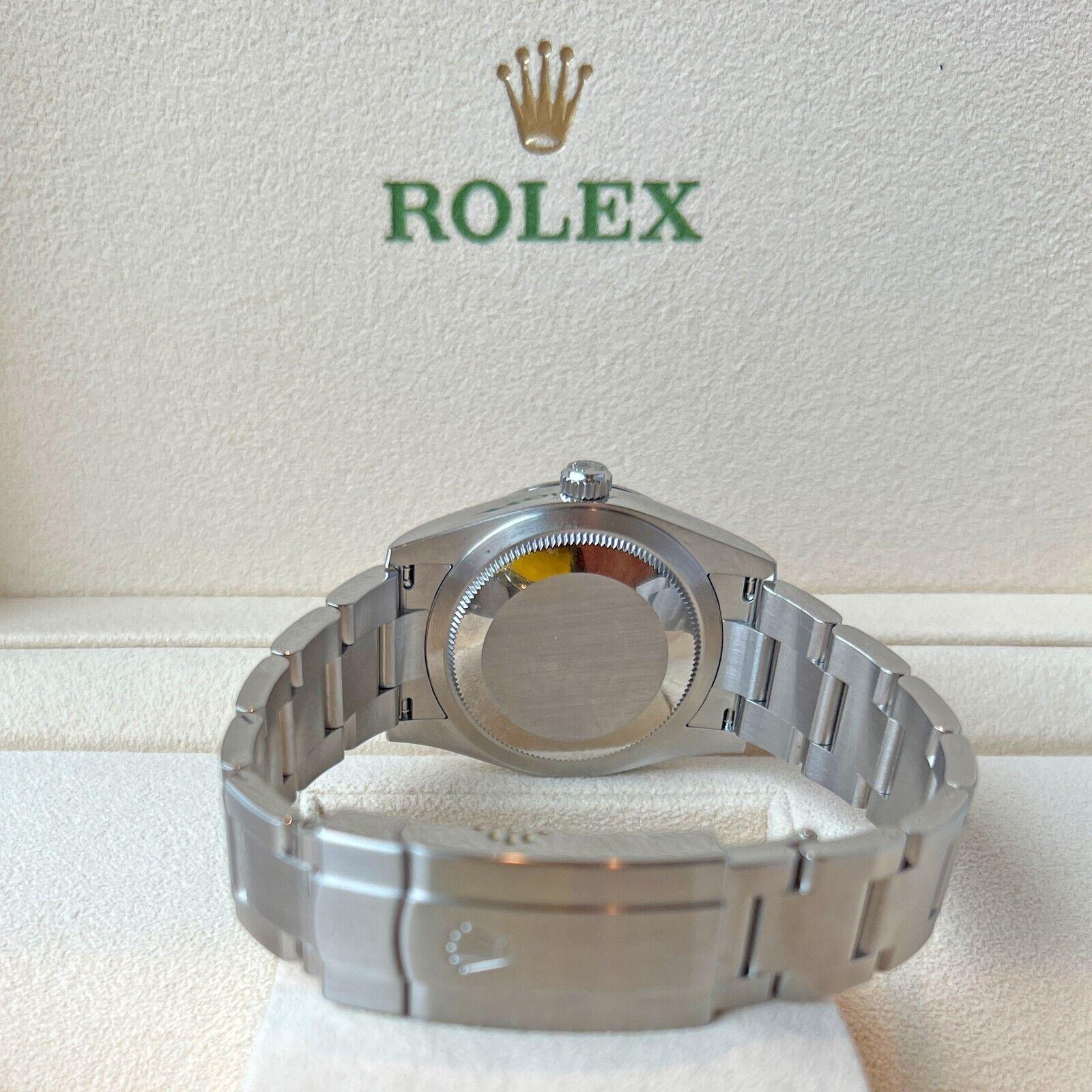 Ungetragene Rolex Oyster Perpetual 34 Reference# 124200, Komplettset, 2025 im Angebot 5