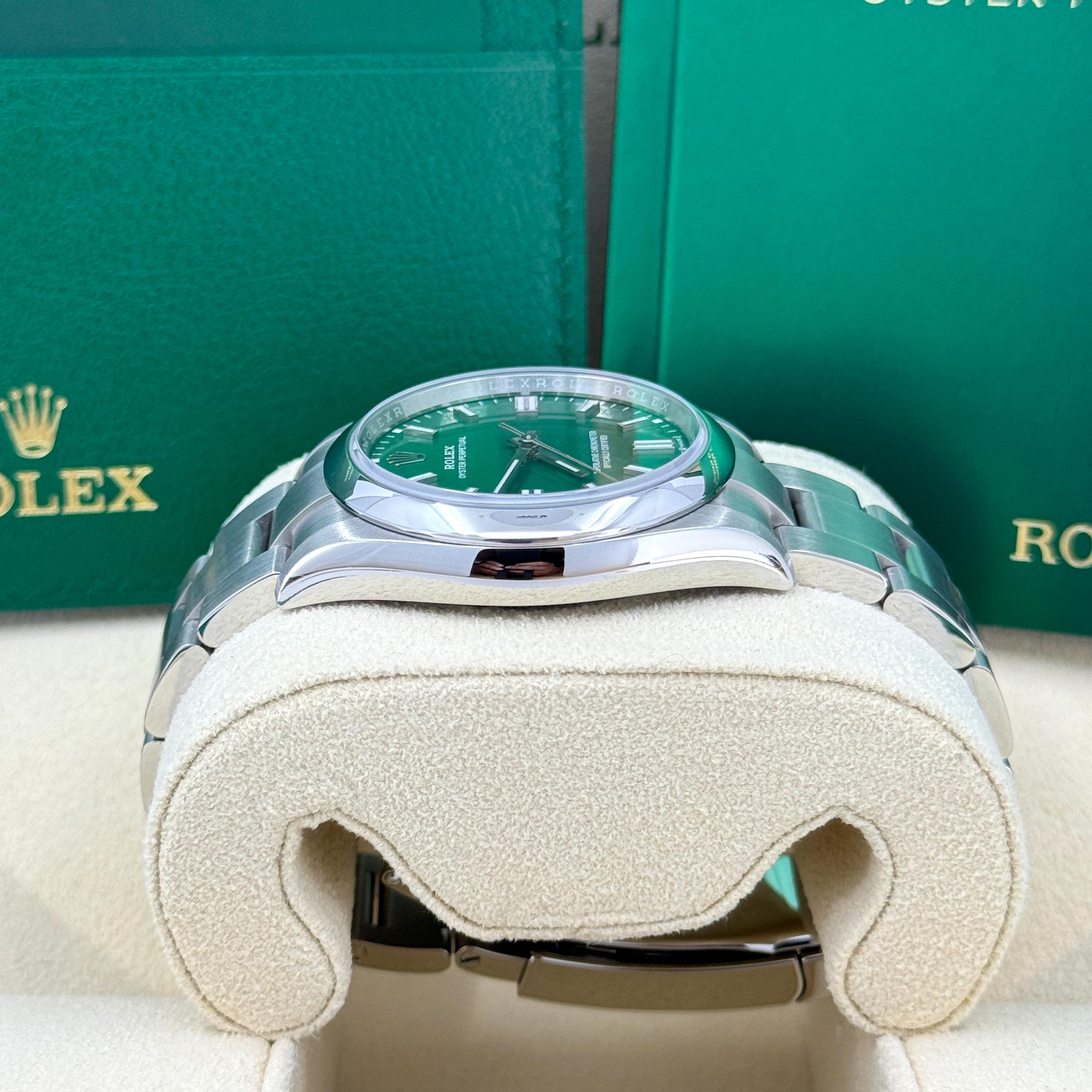 Ungetragene Rolex Oyster Perpetual 36 Reference# 126000, Komplettset, 2025 im Angebot 6