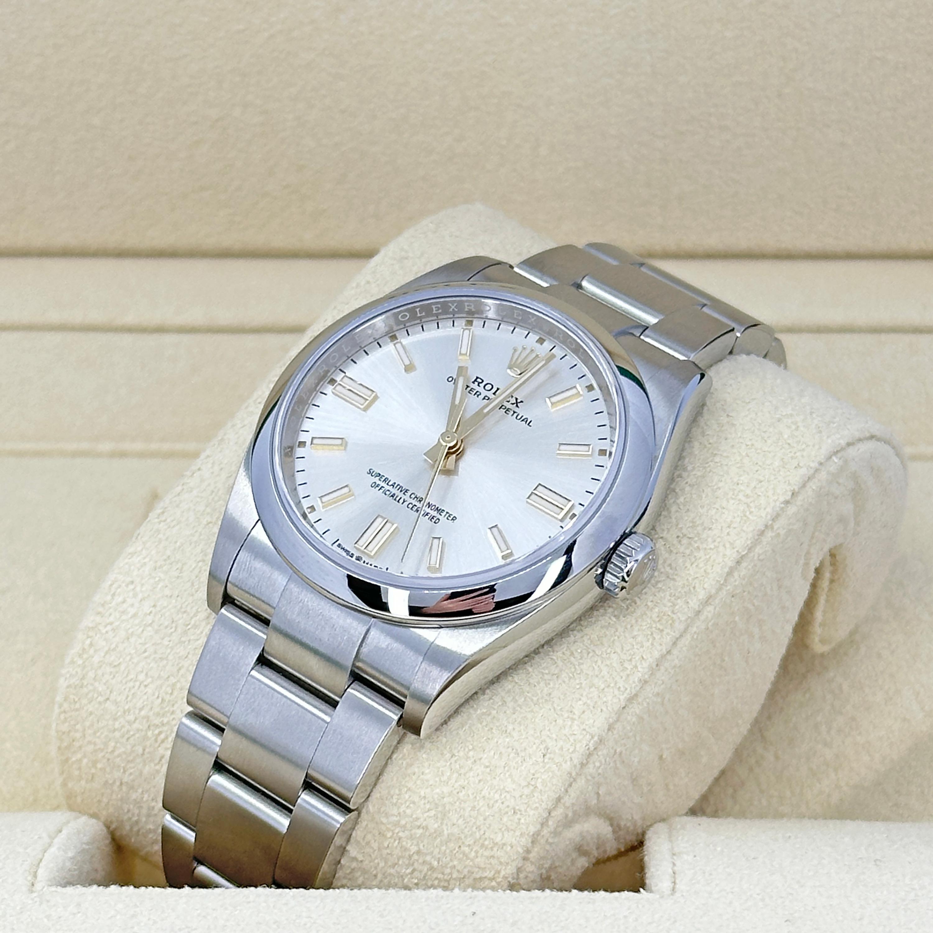 Ungetragene Rolex Oyster Perpetual 36 Reference# 126000, Komplettset, 2025 im Angebot 7