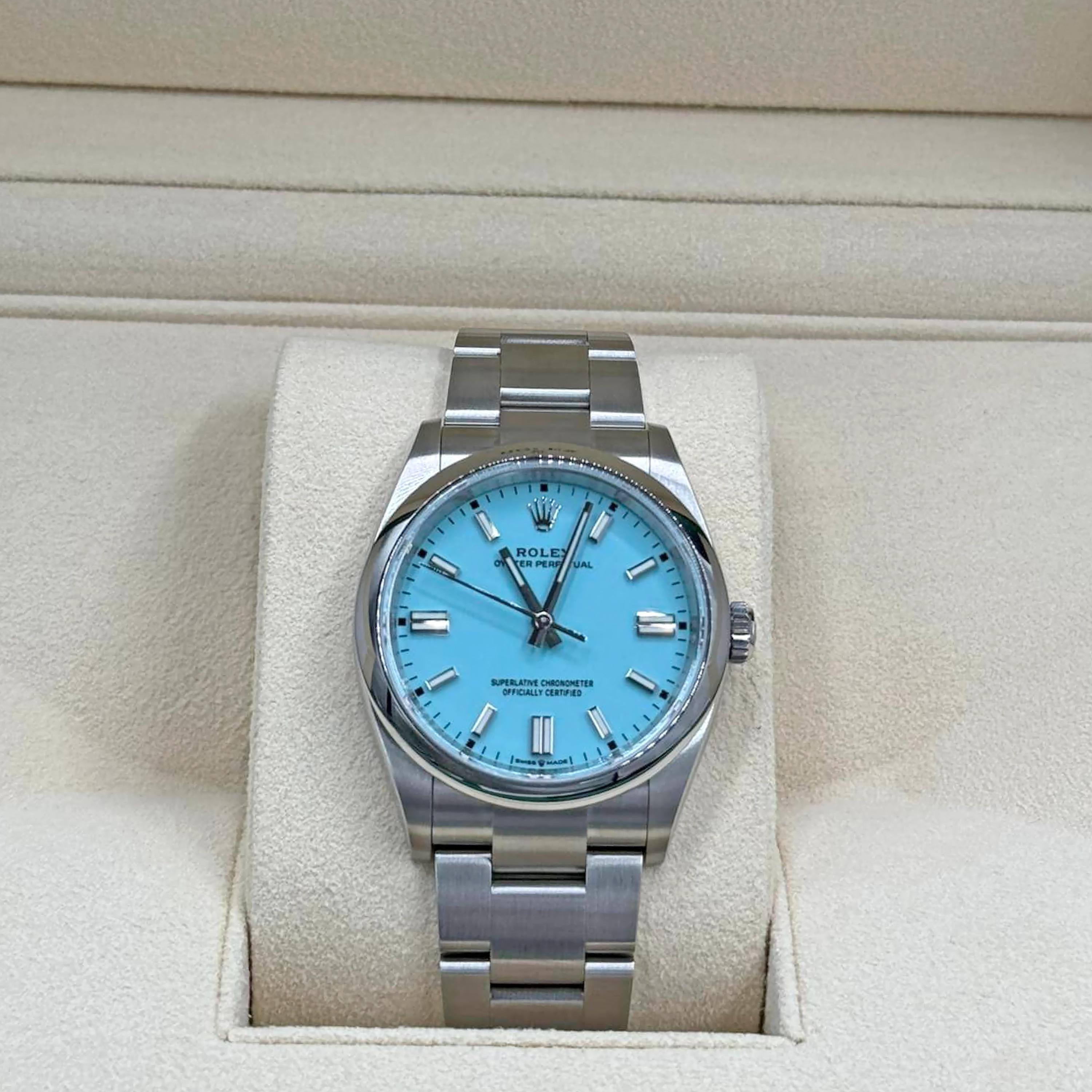 Rolex Oyster Perpetual 36 Riferimento# 126000, Set completo, 2025 in vendita 7