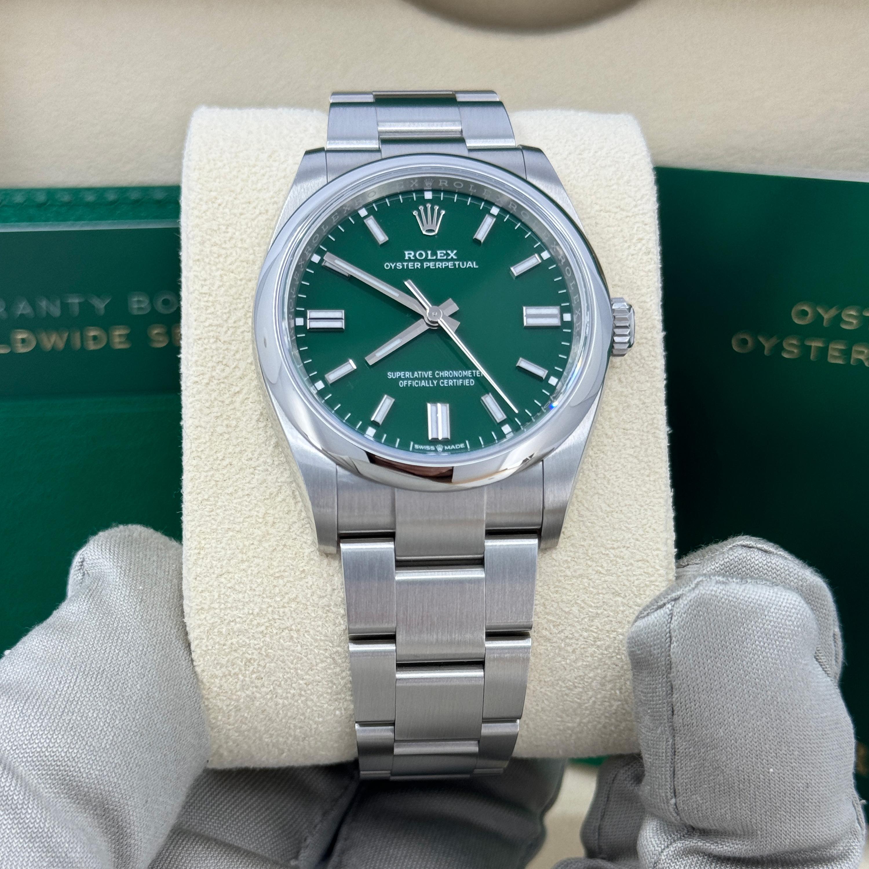 Ungetragene Rolex Oyster Perpetual 36 Reference# 126000, Komplettset, 2025 im Angebot 8
