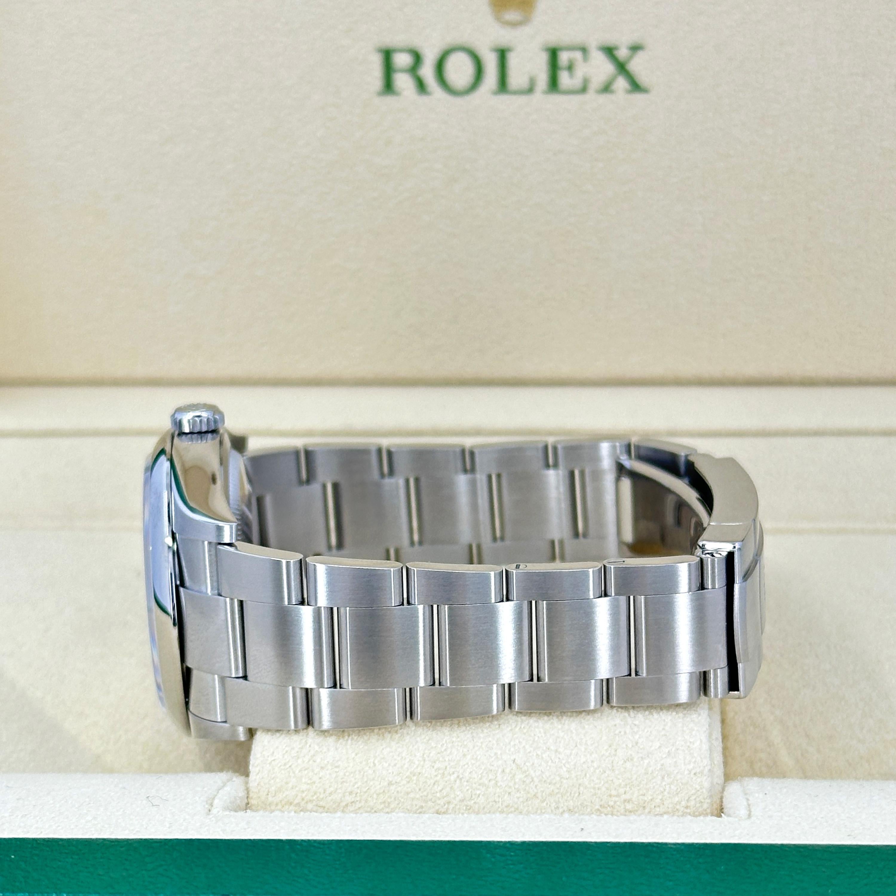 Ungetragene Rolex Oyster Perpetual 36 Reference# 126000, Komplettset, 2025 im Angebot 10