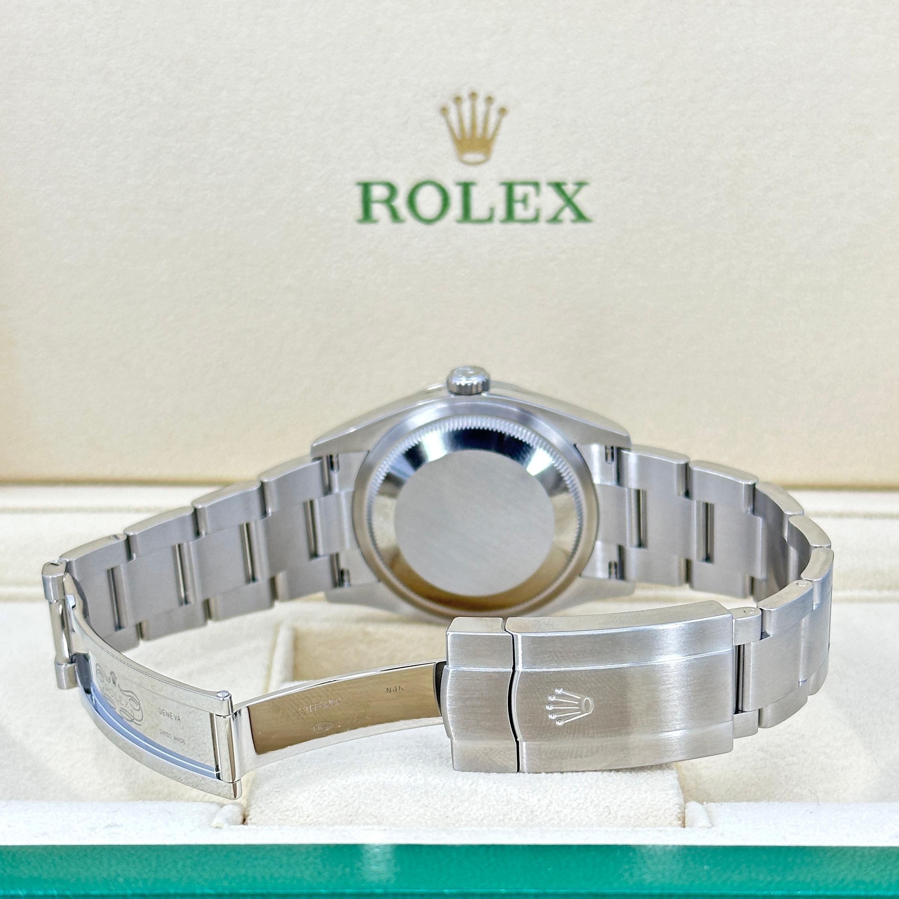 Ungetragene Rolex Oyster Perpetual 36 Reference# 126000, Komplettset, 2025 im Angebot 12