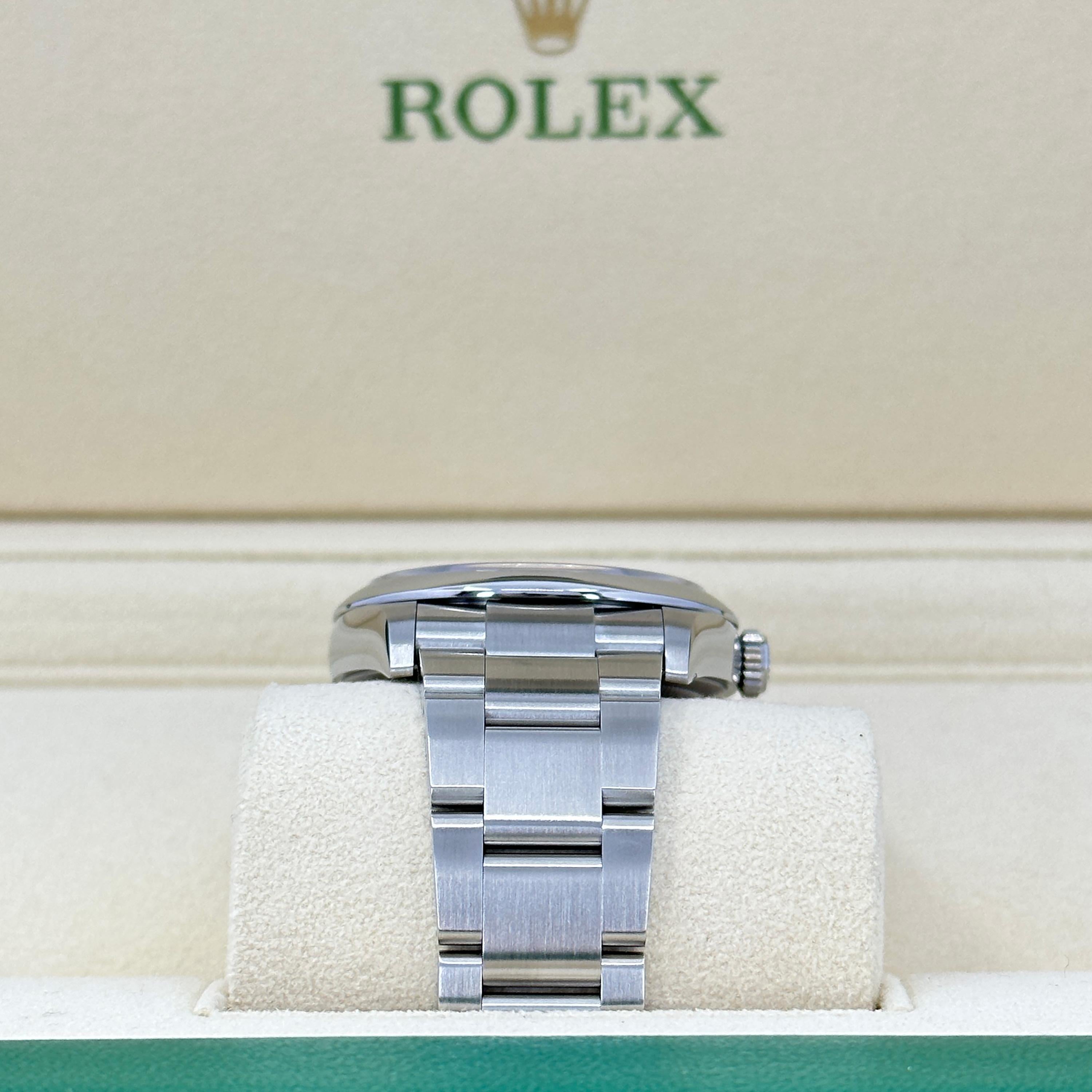Ungetragene Rolex Oyster Perpetual 36 Reference# 126000, Komplettset, 2025 für Damen oder Herren im Angebot