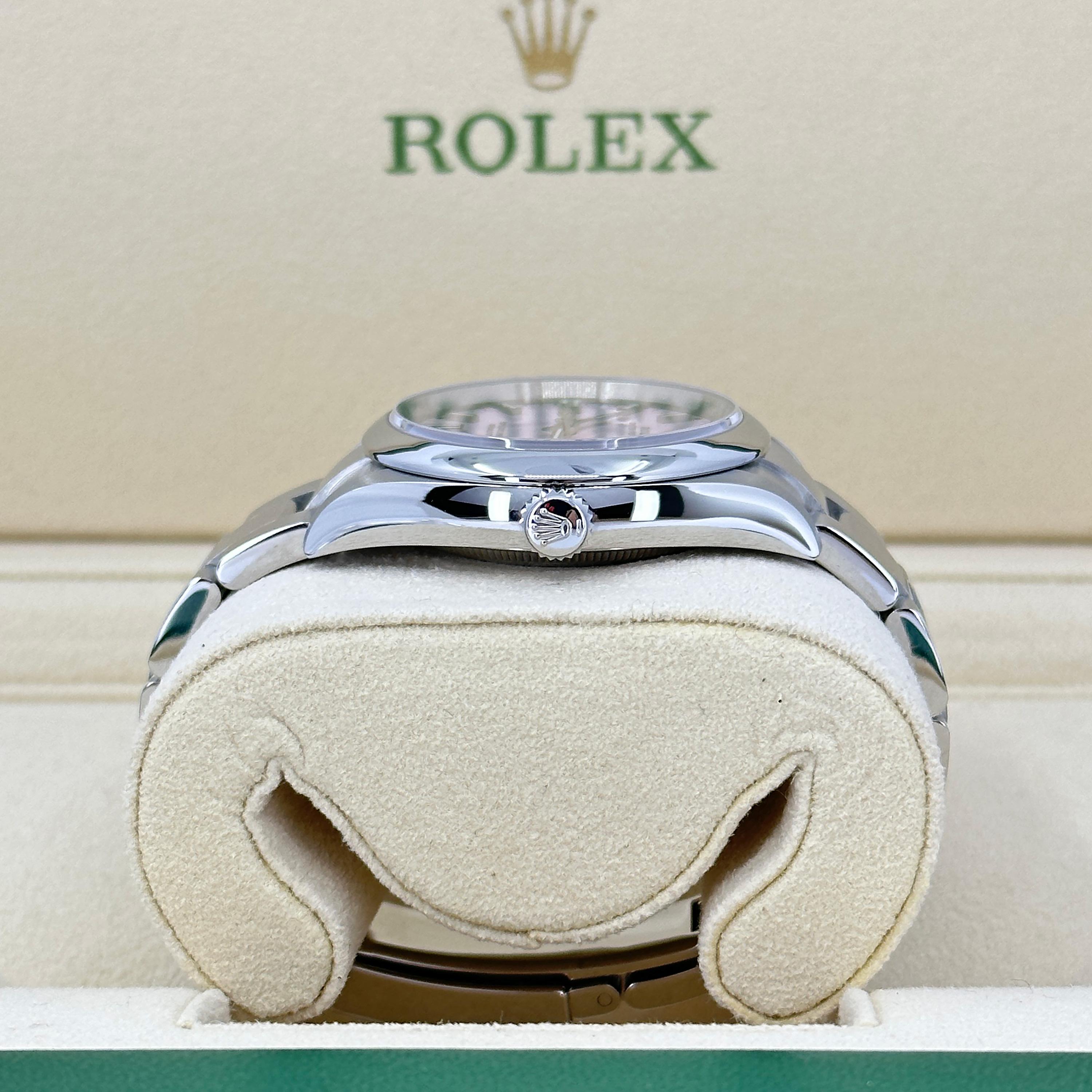 Ungetragene Rolex Oyster Perpetual 36 Reference# 126000, Komplettset, 2025 im Angebot 3