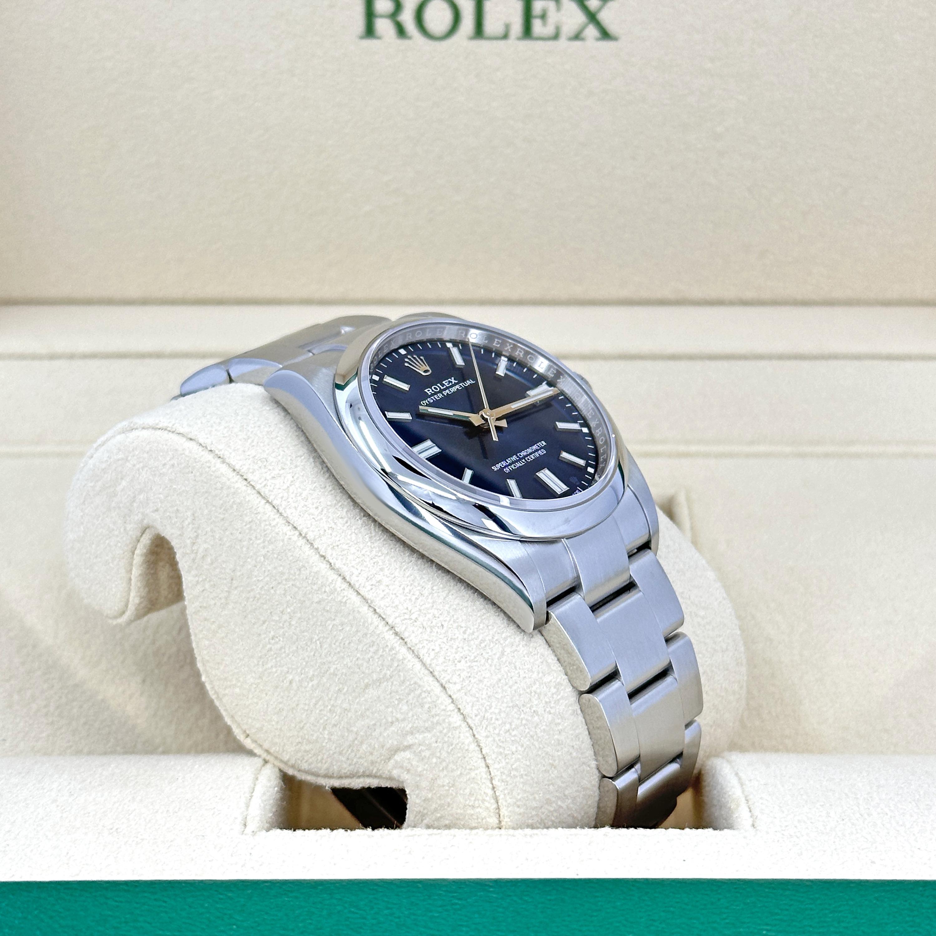 Ungetragene Rolex Oyster Perpetual 36 Reference# 126000, Komplettset, 2025 im Angebot 4