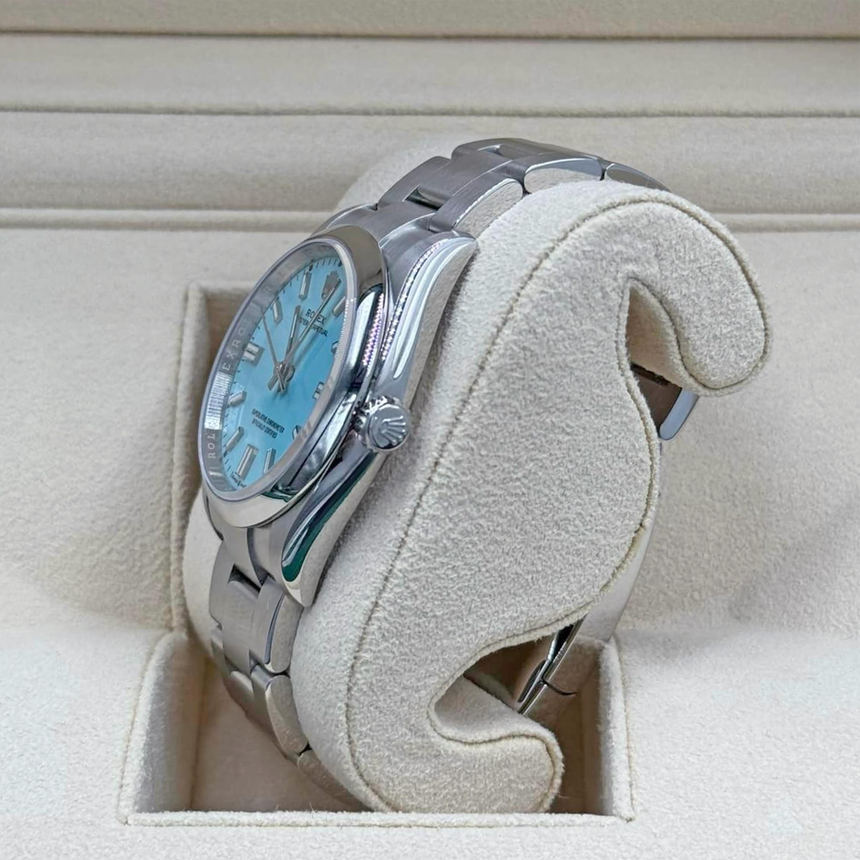 Rolex Oyster Perpetual 36 Riferimento# 126000, Set completo, 2025 in vendita 4