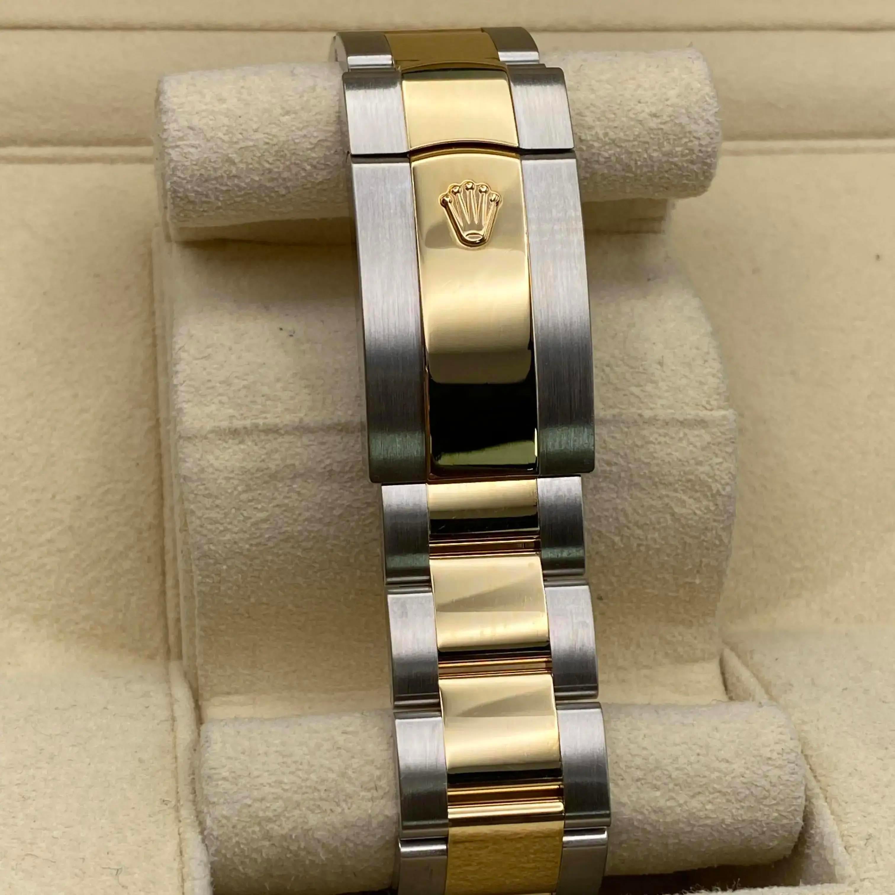 Unworn Rolex Sky-Dweller 336933 42mm Steel 18K Yellow Gold Black Dial Watch B&P For Sale 3