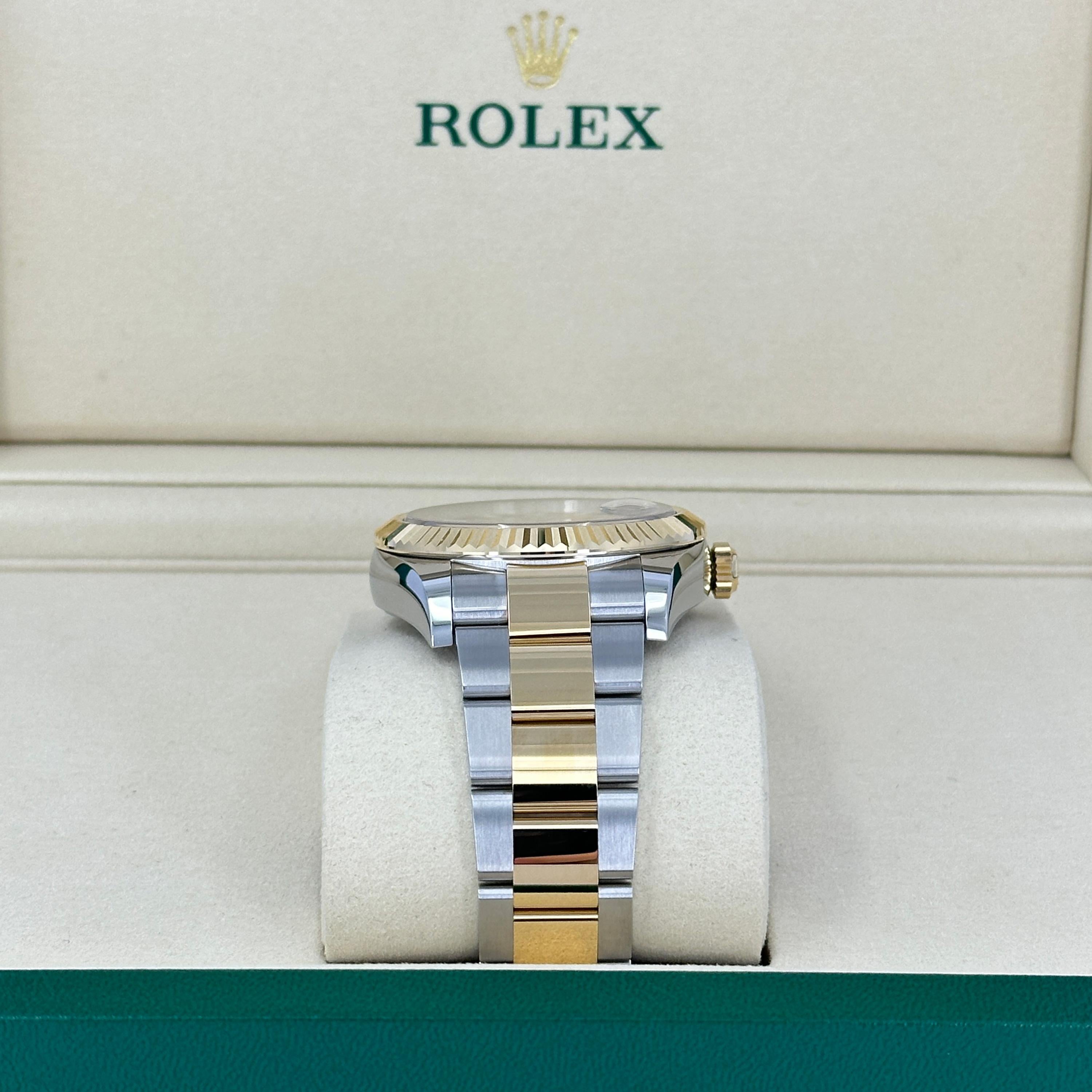 Rolex Sky-Dweller 42 sin usar Referencia# 336933, Juego completo, 2025 en Nuevo estado para la venta en New York, NY
