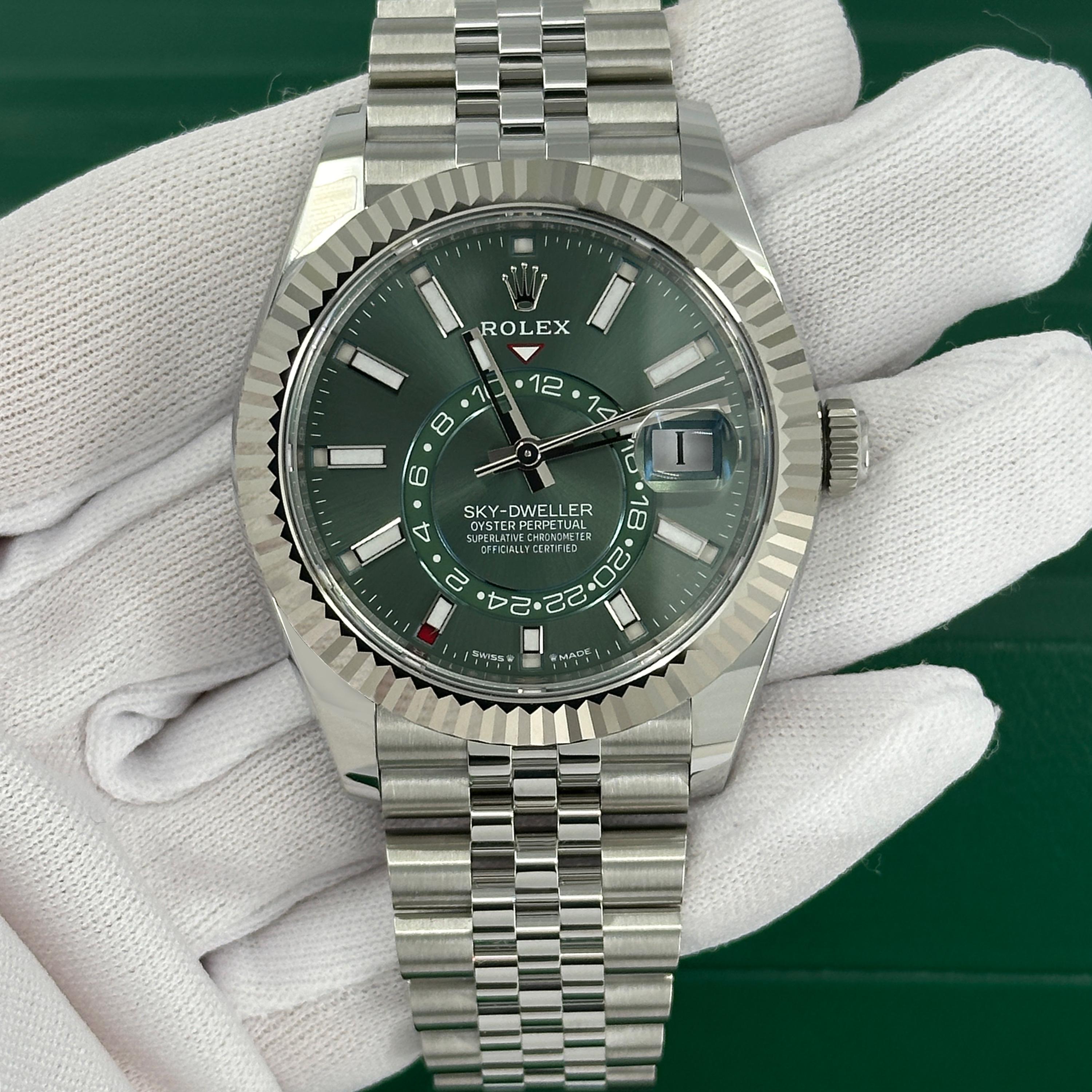 Rolex Sky-Dweller 42 sin usar Referencia# 336934, Juego completo, 2025 en venta 11