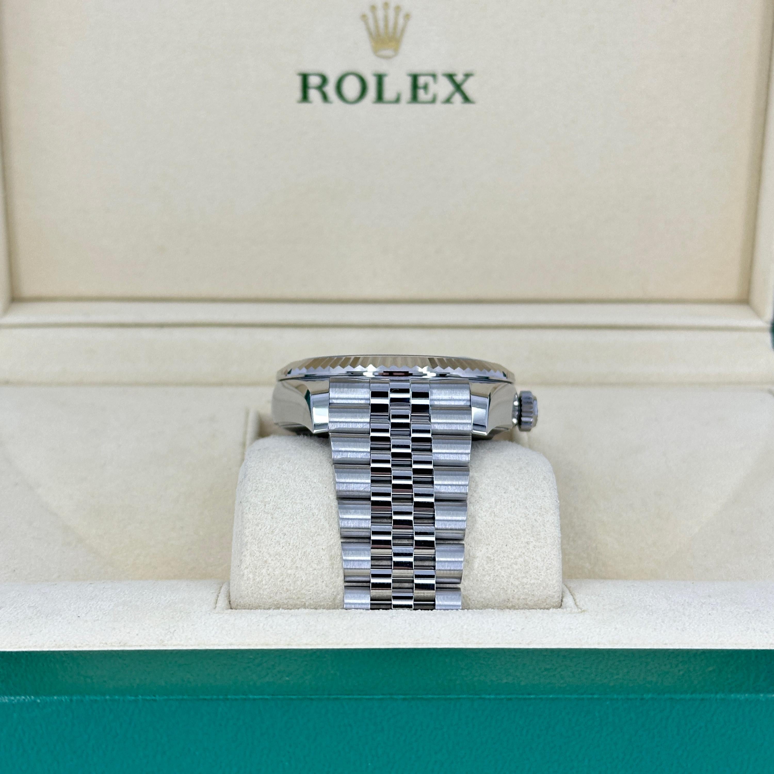 Rolex Sky-Dweller 42 Reference# 336934, Jeu complet, 2025 Unisexe en vente
