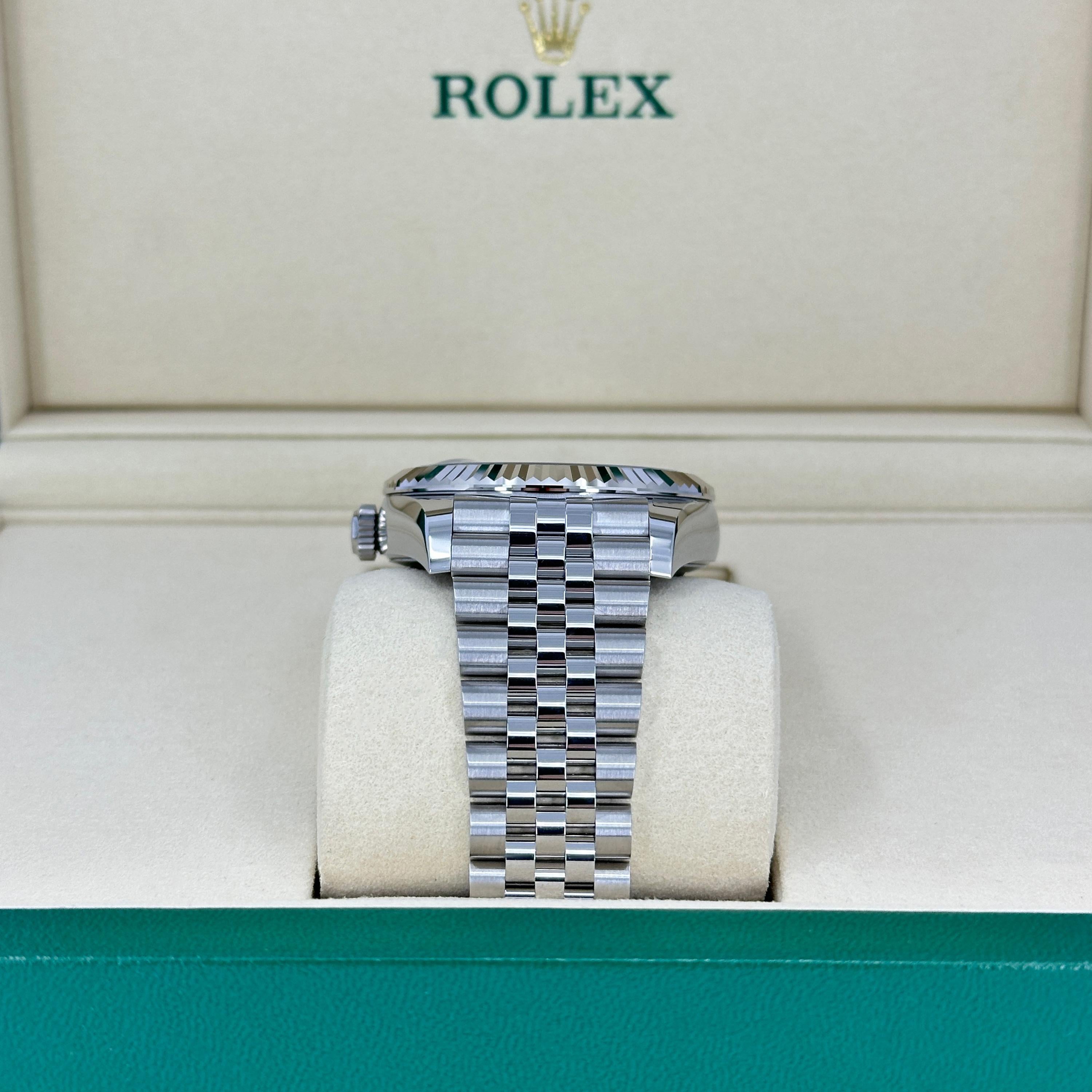 Femenino o masculino Rolex Sky-Dweller 42 sin usar Referencia# 336934, Juego completo, 2025 en venta