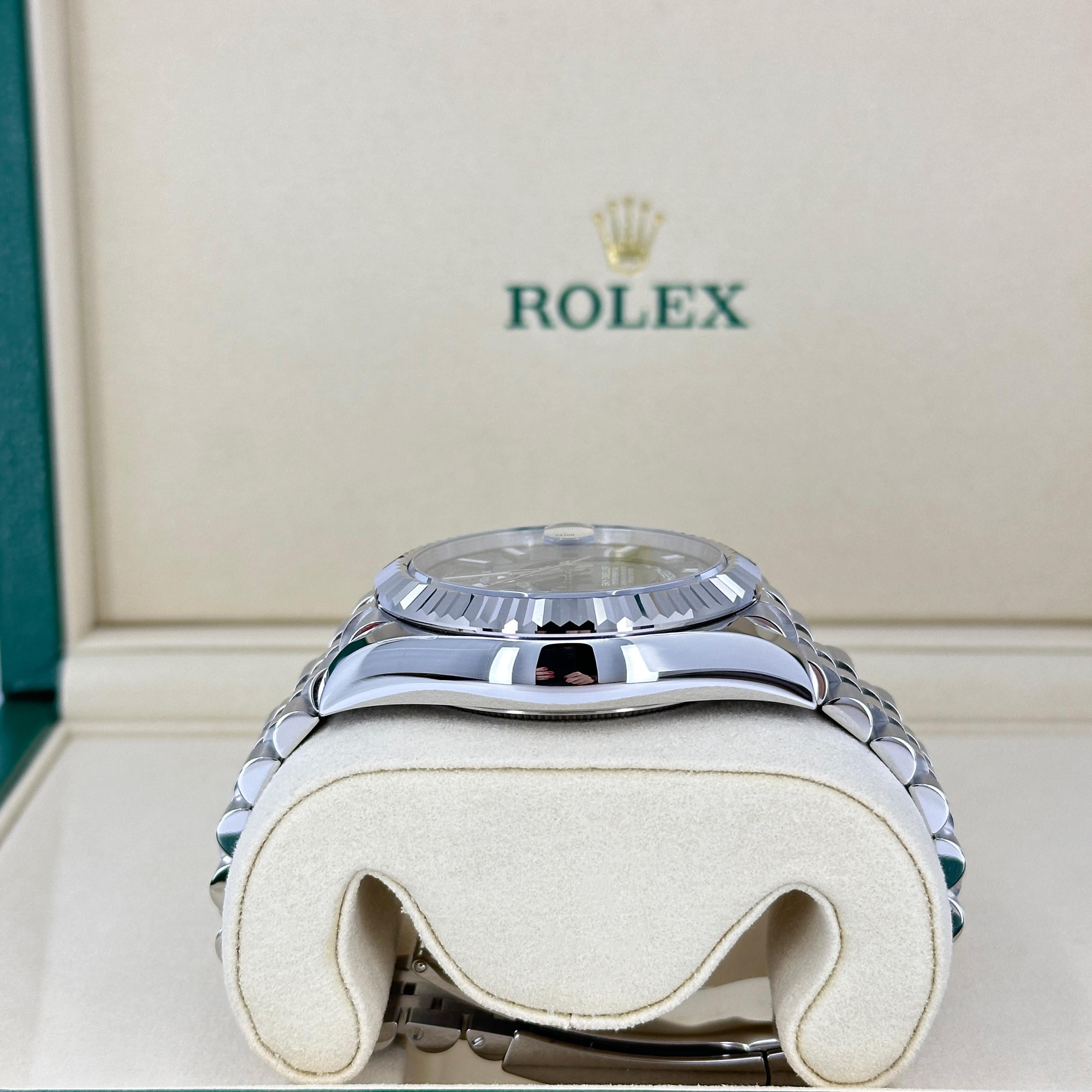 Rolex Sky-Dweller 42 sin usar Referencia# 336934, Juego completo, 2025 en venta 3