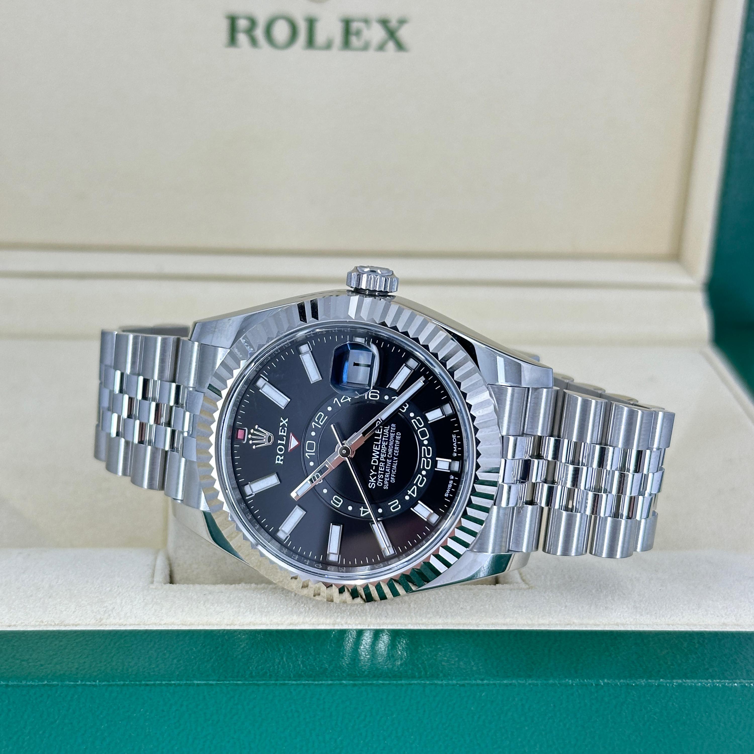 Rolex Sky-Dweller 42 Reference# 336934, Jeu complet, 2025 en vente 4