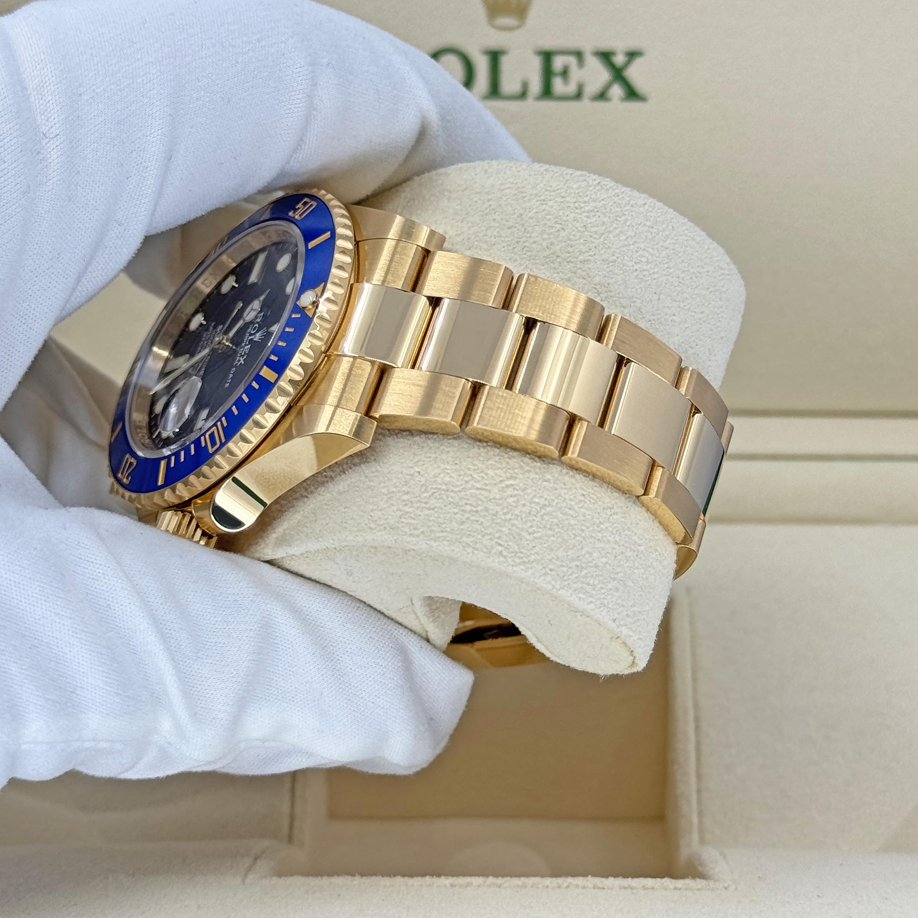 Unworn Rolex Submariner Date Reference# 126618LB, Complete set, 2025 For Sale 7