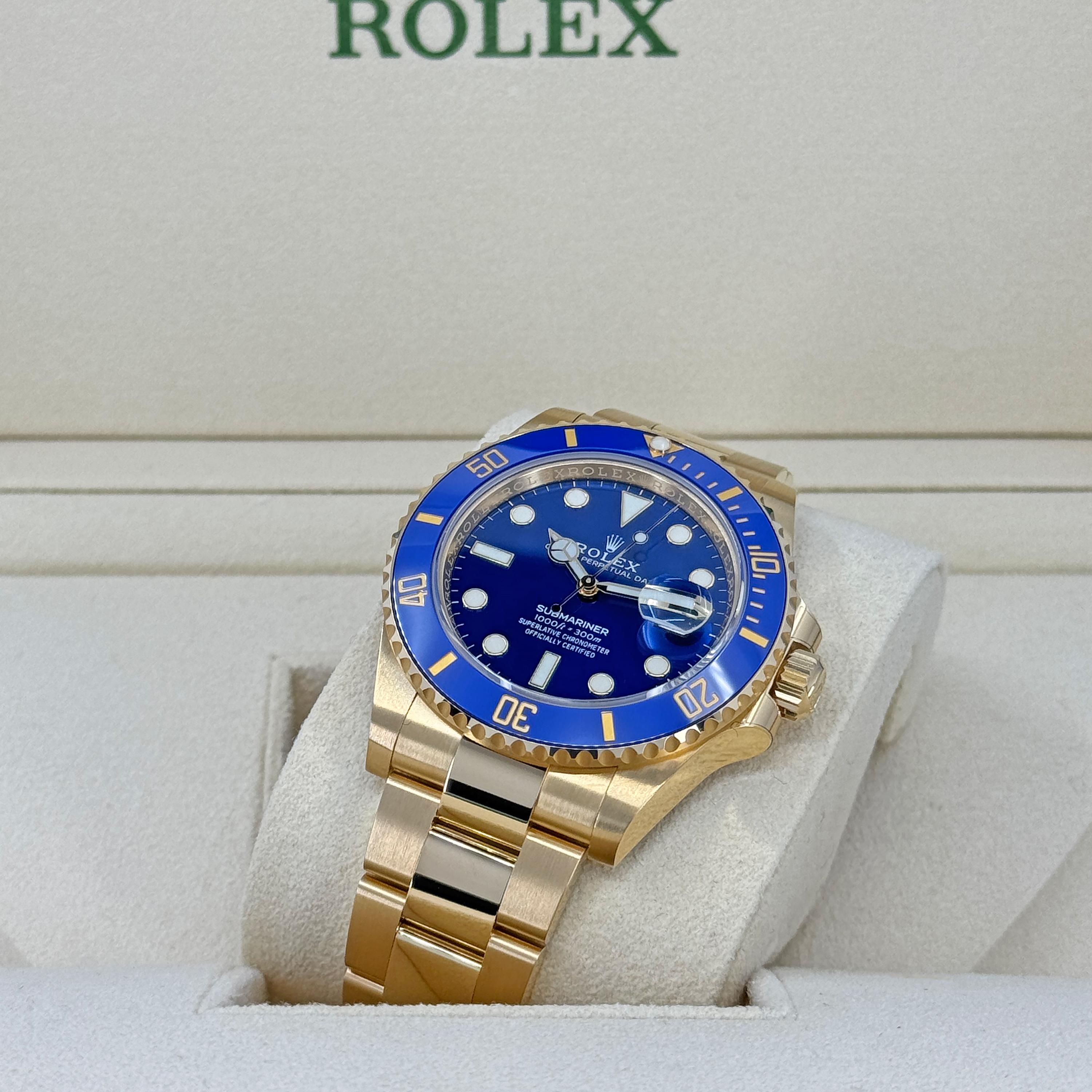 Women's or Men's Unworn Rolex Submariner Date Reference# 126618LB, Complete set, 2025 For Sale