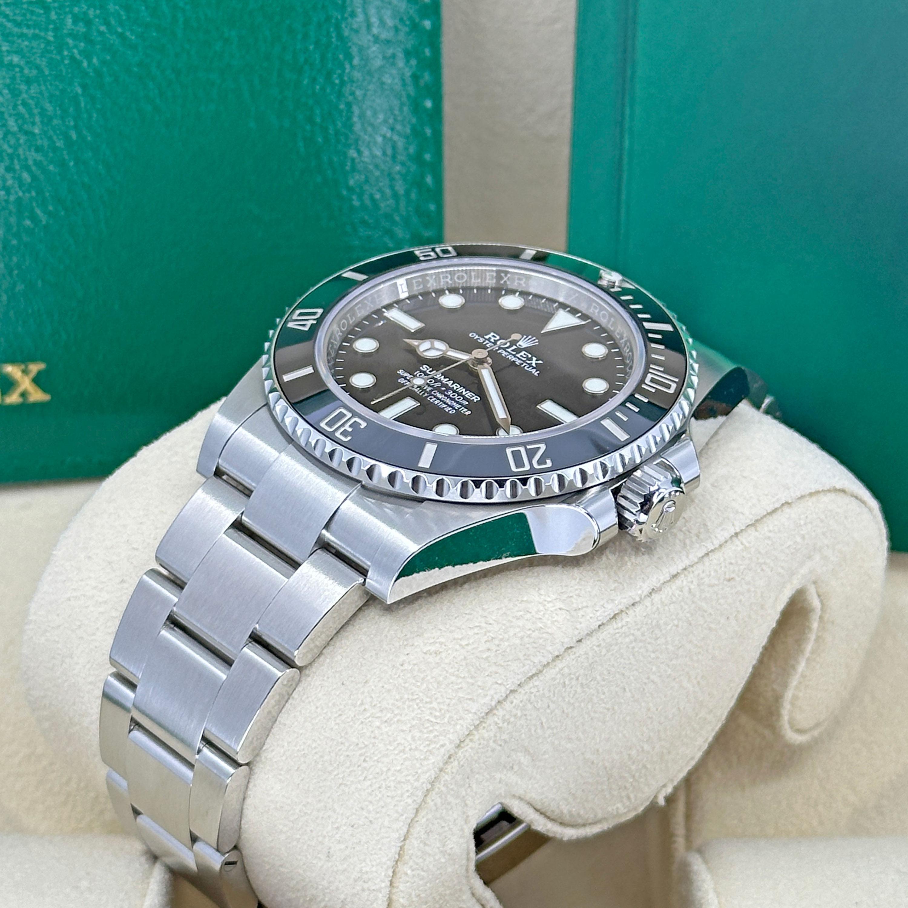 Rolex Submariner Reference# 124060, Jeu complet, 2025 en vente 1