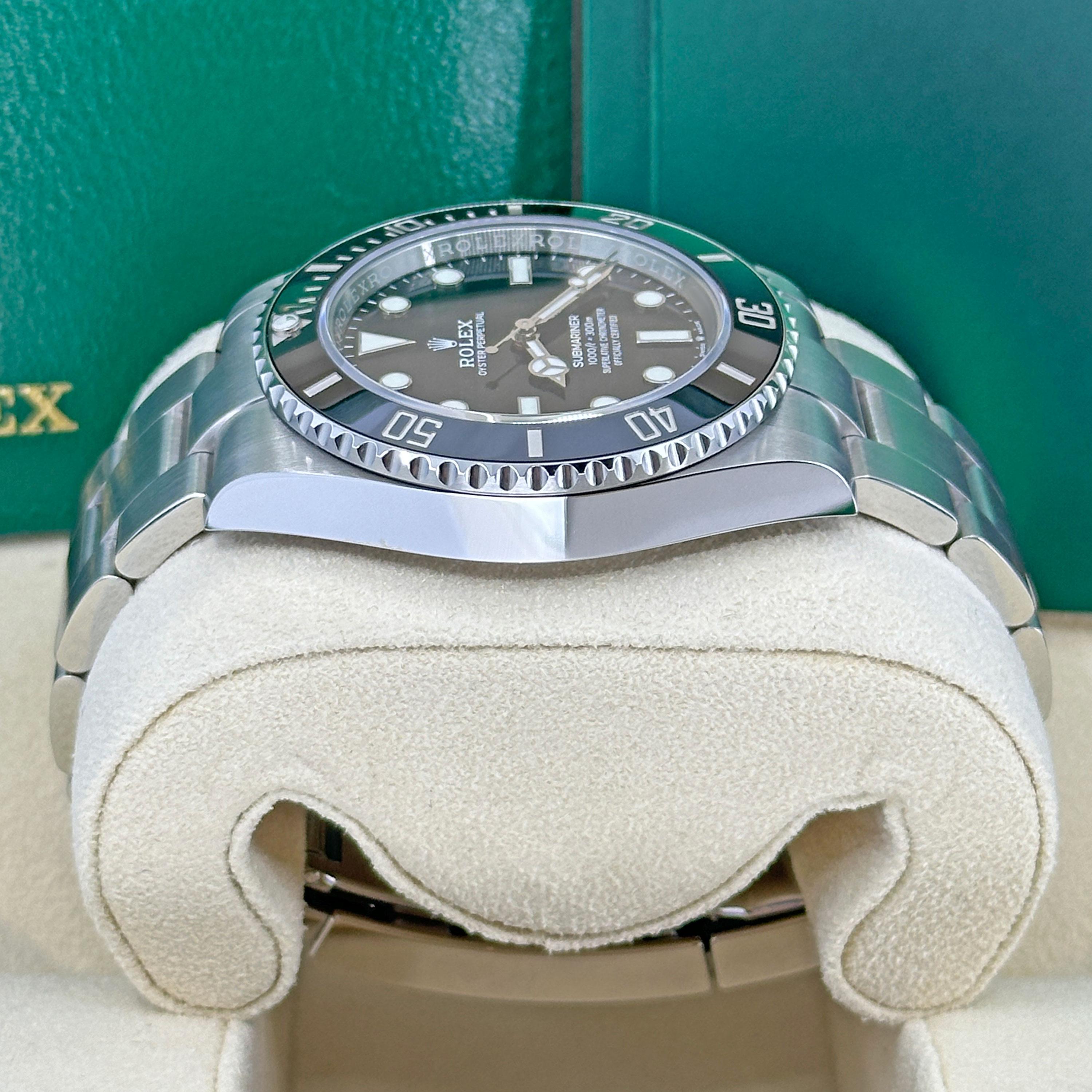 Rolex Submariner Reference# 124060, Jeu complet, 2025 en vente 4