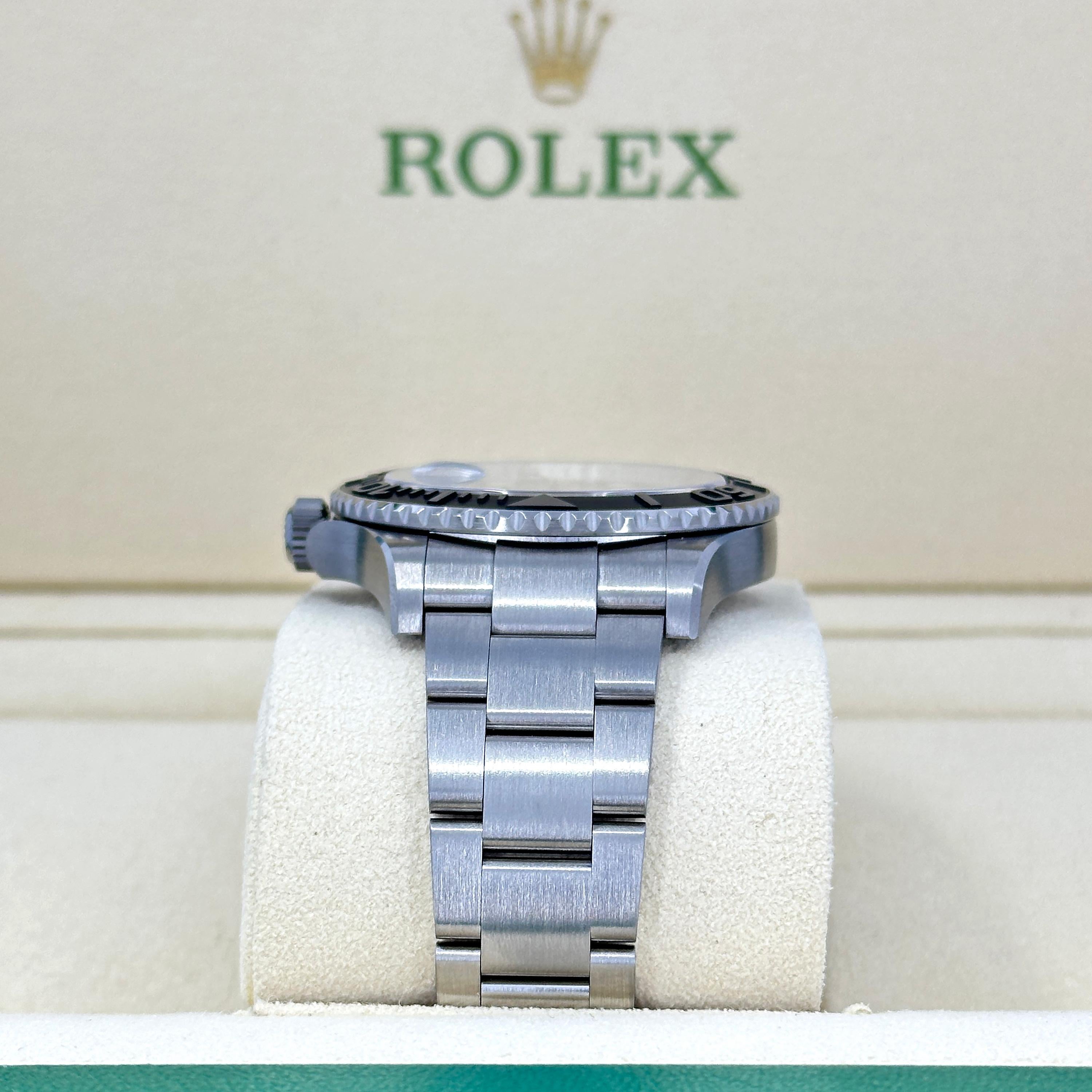 Rolex Yacht-Master 42 non indossato, referenza 226627, set completo, 2025 in vendita 2