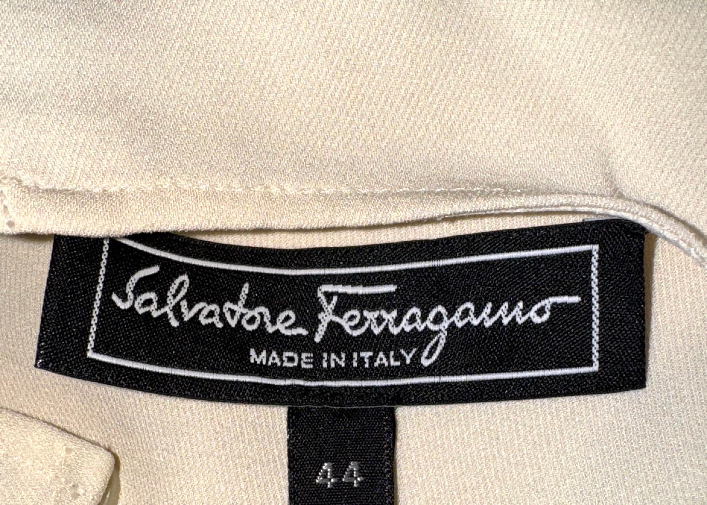 De las mujeres Blusa de seda sin estrenar Salvatore Ferragamo Blusa 44 en venta