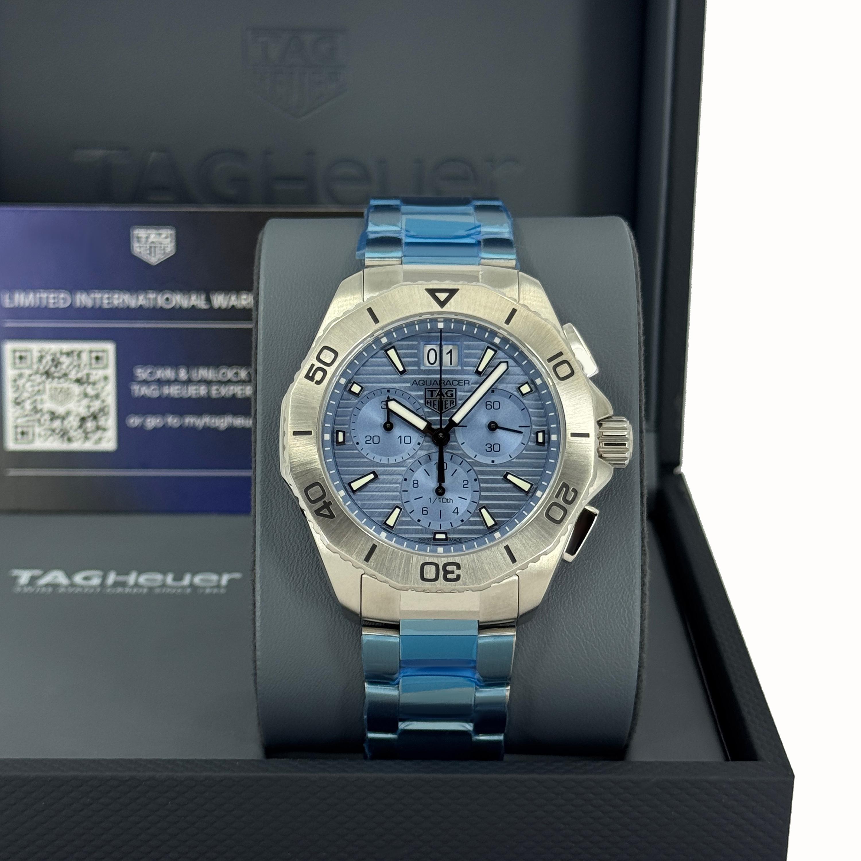 TAG Heuer Aquaracer Professional 200 Chronograph CBP1112.BA0627 - Eisblaues Zifferblatt, 40 mm Edelstahl, Quarzpräzision, ist ein vielseitiger Sportchronograph, der professionelle Leistung mit einem auffallend modernen Design verbindet. Das