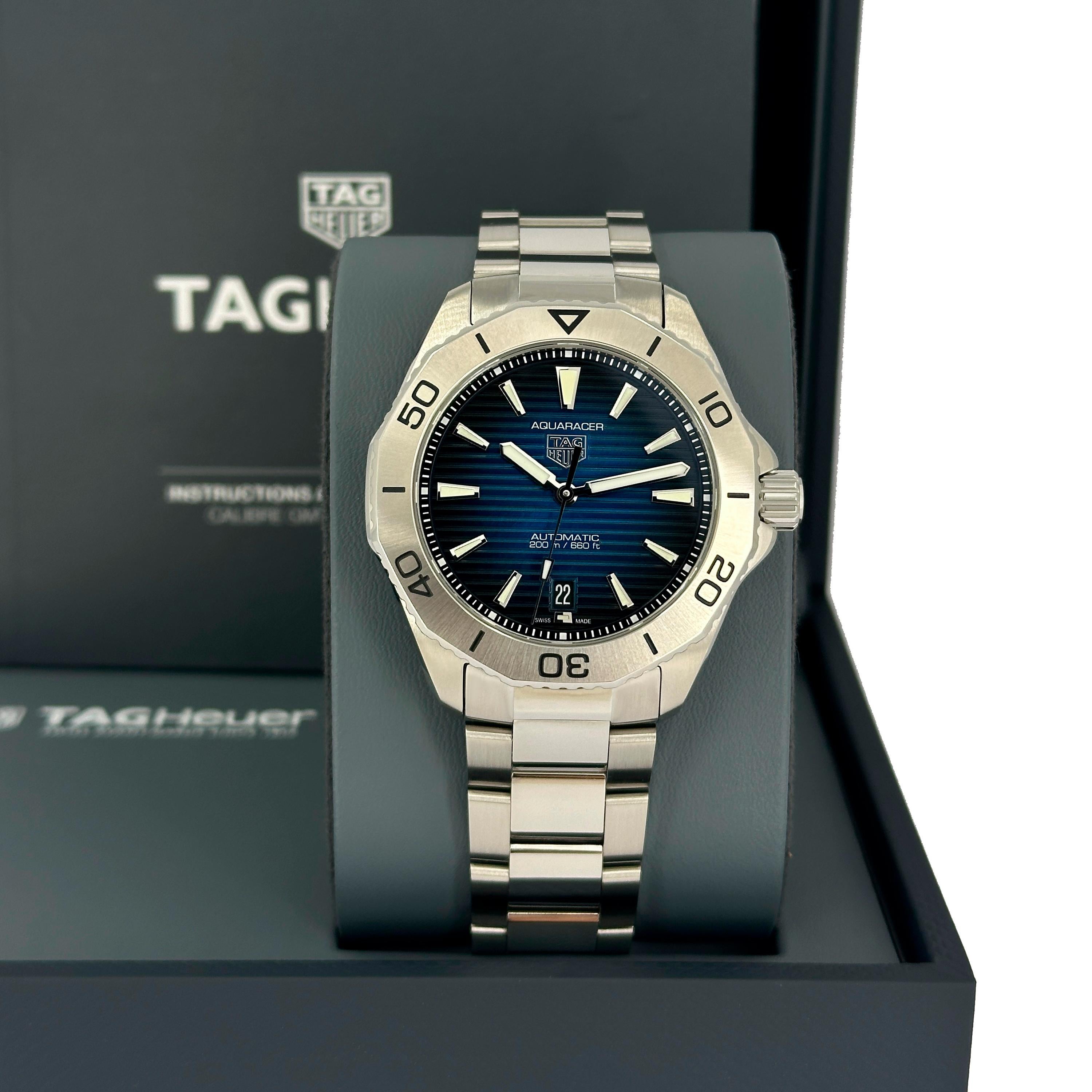 TAG Heuer Aquaracer sin usar Referencia# WBP2111.BA0627, Juego completo, 2025 en Nuevo estado para la venta en New York, NY