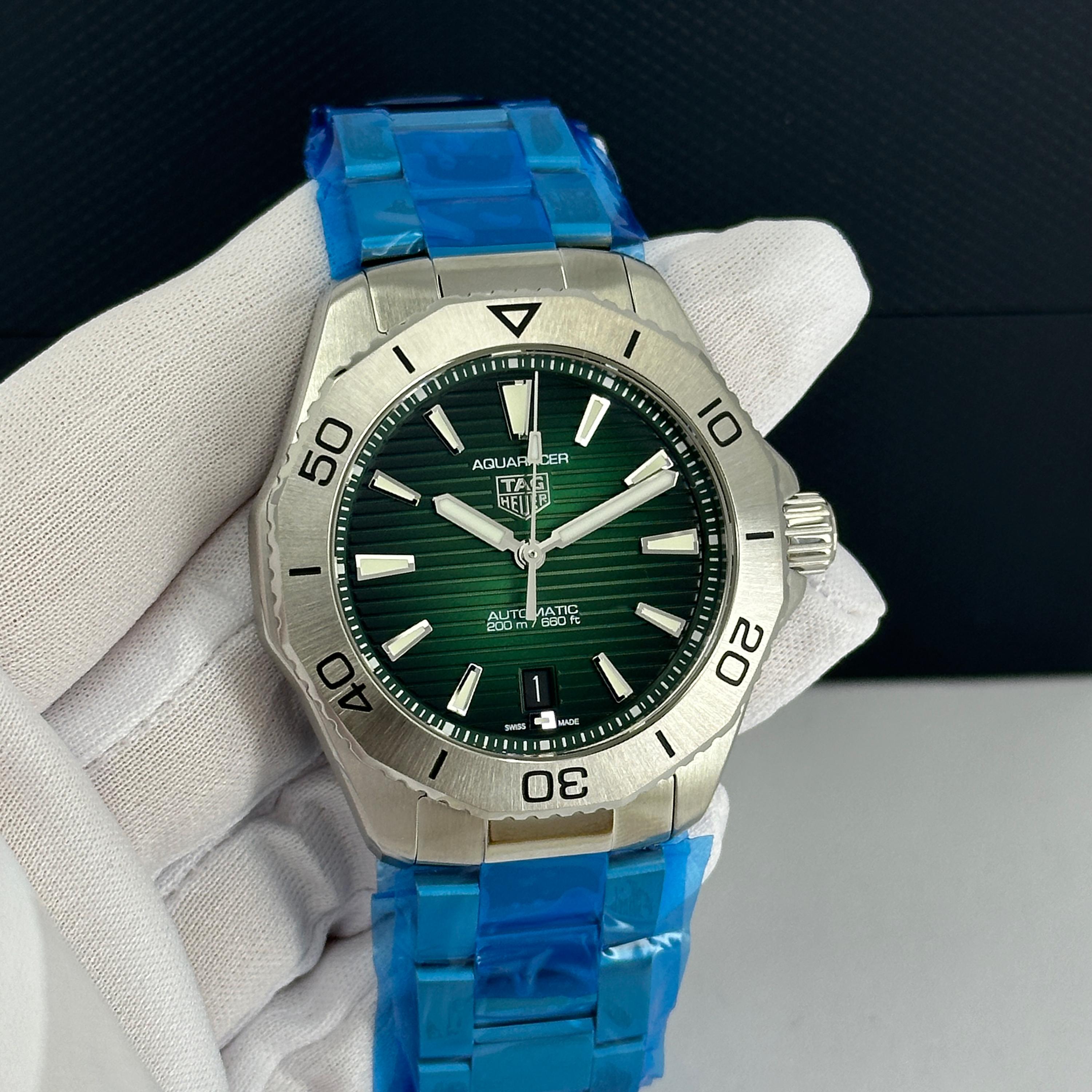 TAG Heuer Aquaracer Reference# WBP2115.BA0627, Jeu complet, 2025 en vente 8