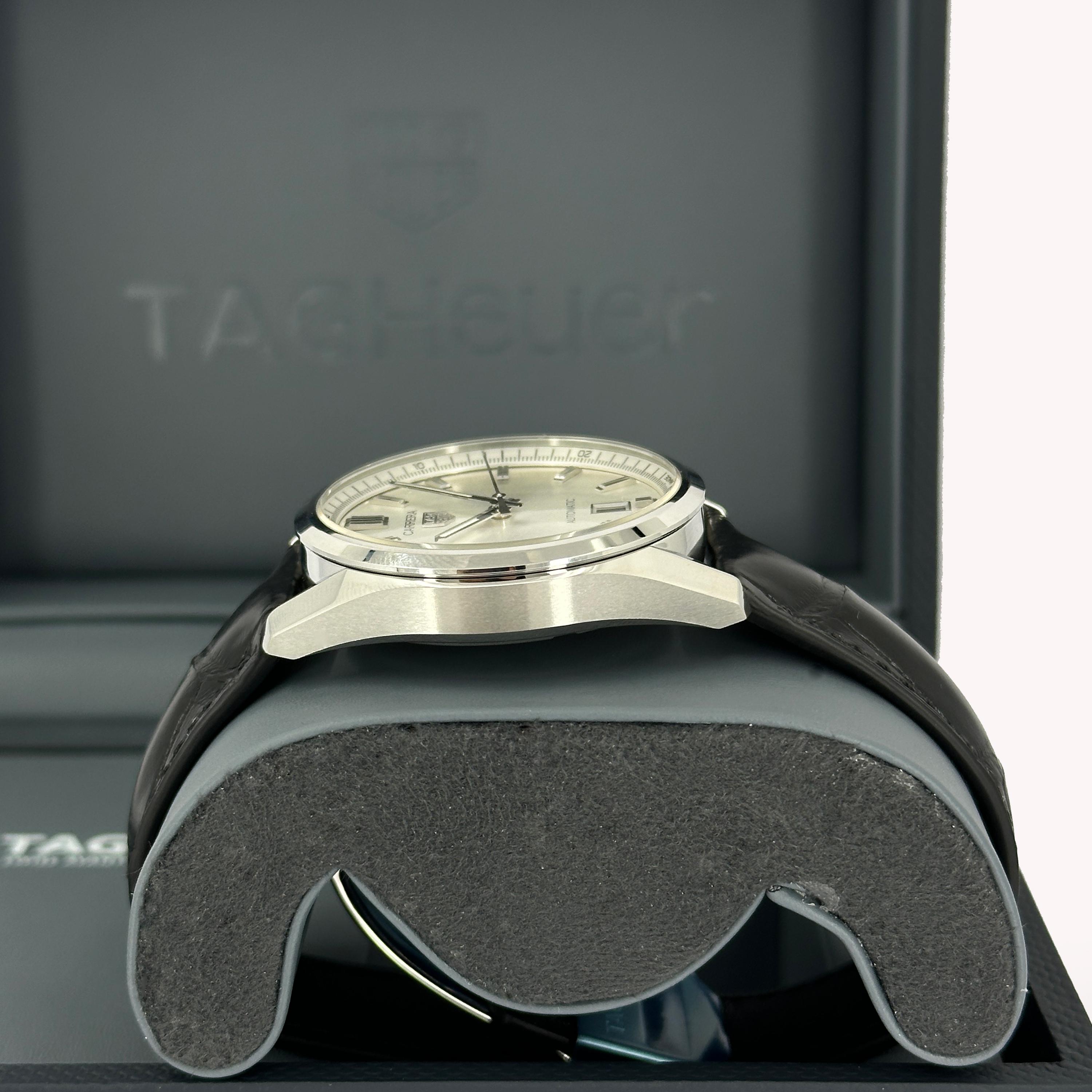 TAG Heuer Carrera Date Reference# WBN2111.FC6505, Jeu complet, 2025 en vente 1