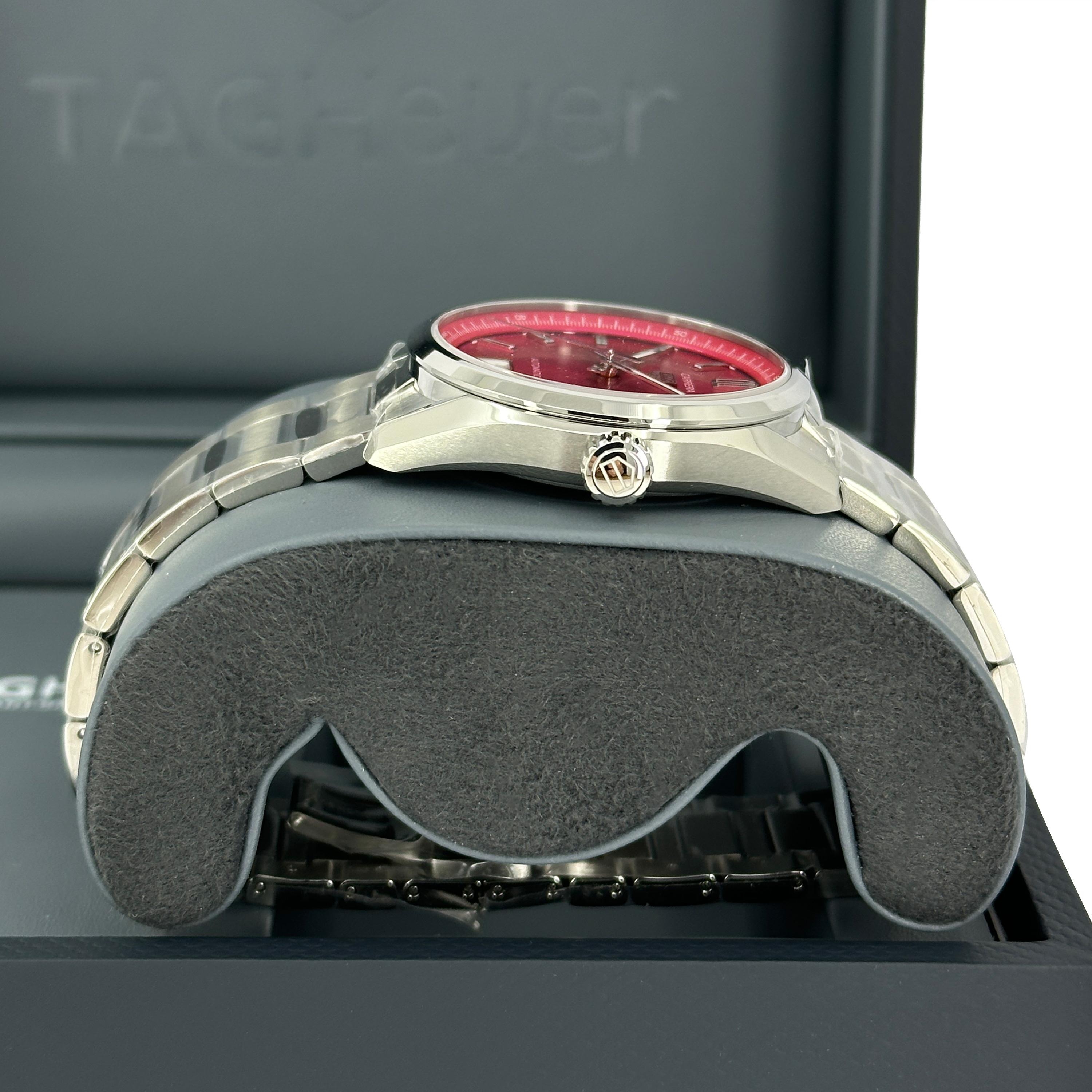 Neuf TAG Heuer Carrera Date Reference# WBN2313.BA0001, Set complet, 2025 en vente 2