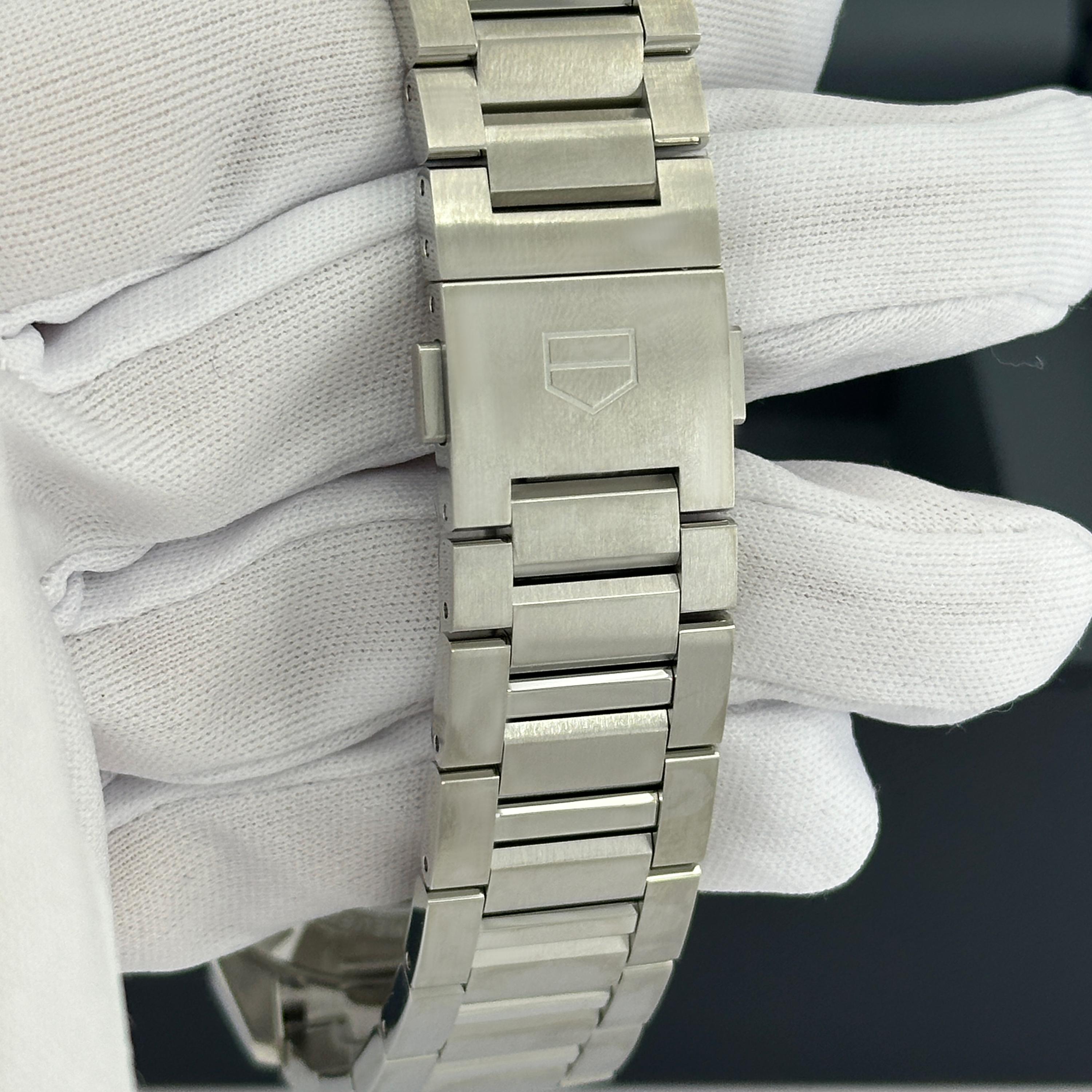 Neuf TAG Heuer Carrera Reference# CBN2A1AA.BA0643, Set complet, 2025 en vente 7