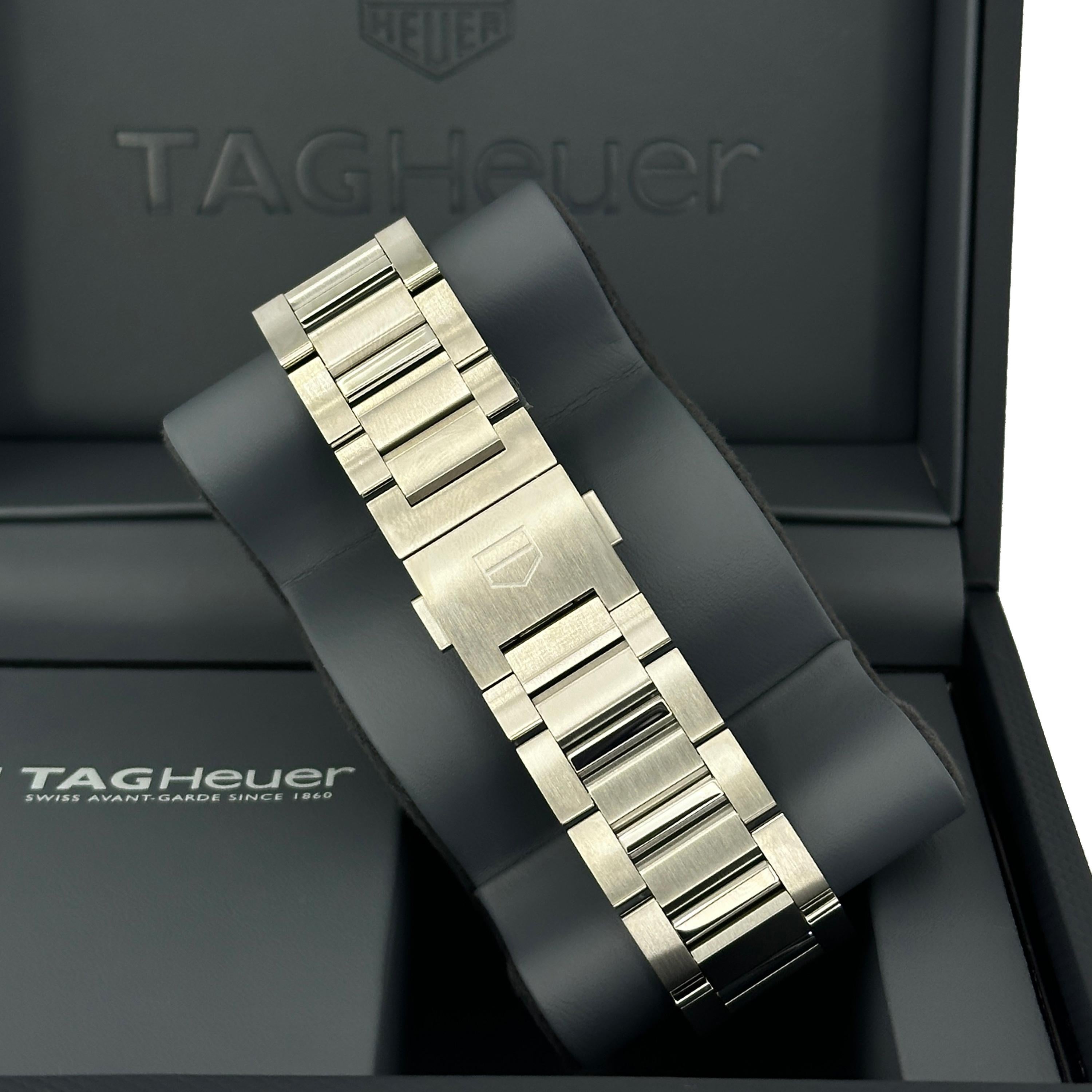 Neuf TAG Heuer Carrera Reference# CBN2A1AA.BA0643, Set complet, 2025 Unisexe en vente