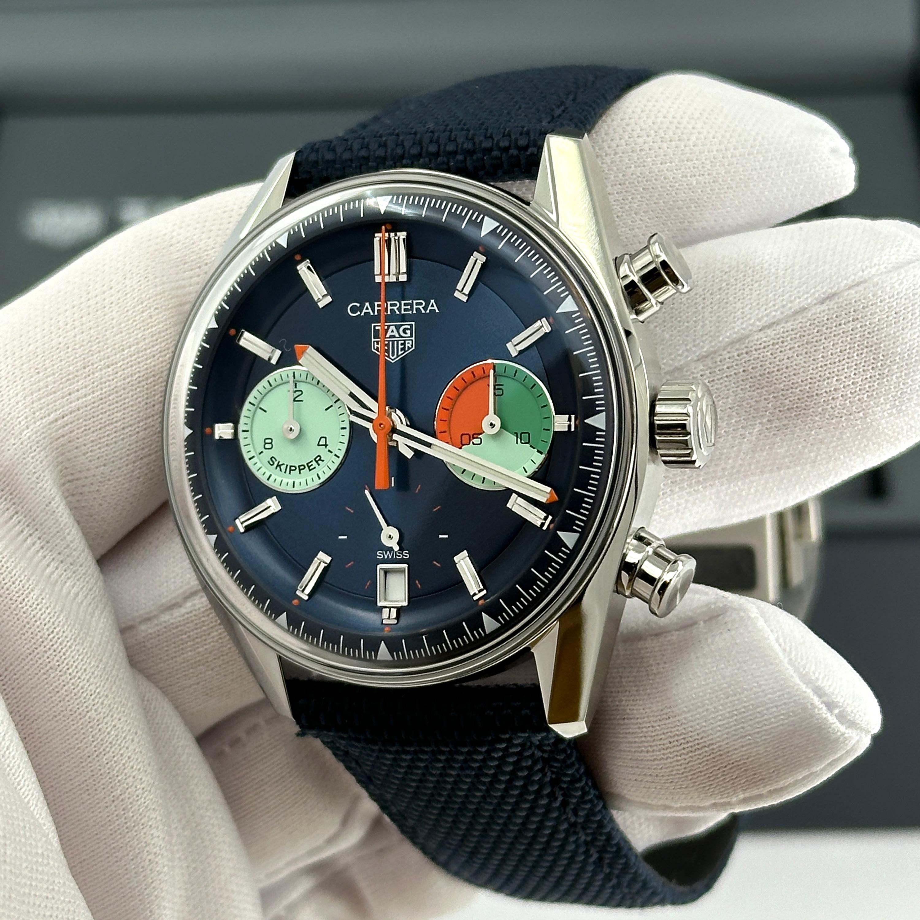 Ungetragene TAG Heuer Carrera Referenznummer CBS2213.FN6002, Komplettset, 2025 im Angebot 8