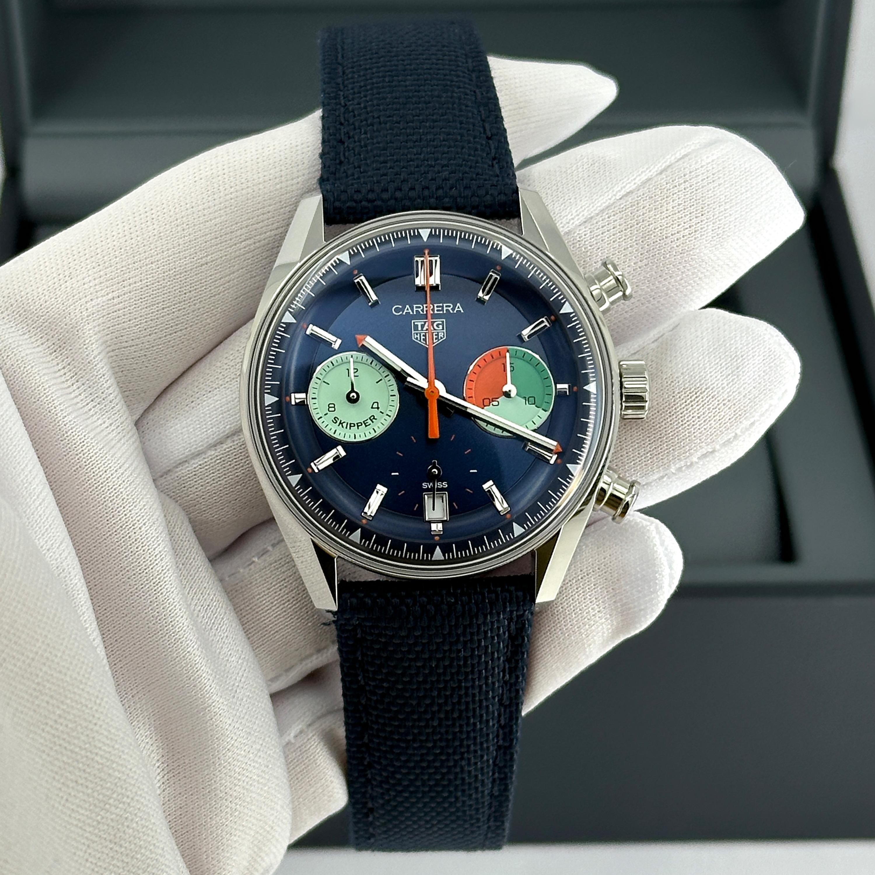 Ungetragene TAG Heuer Carrera Referenznummer CBS2213.FN6002, Komplettset, 2025 im Angebot 10