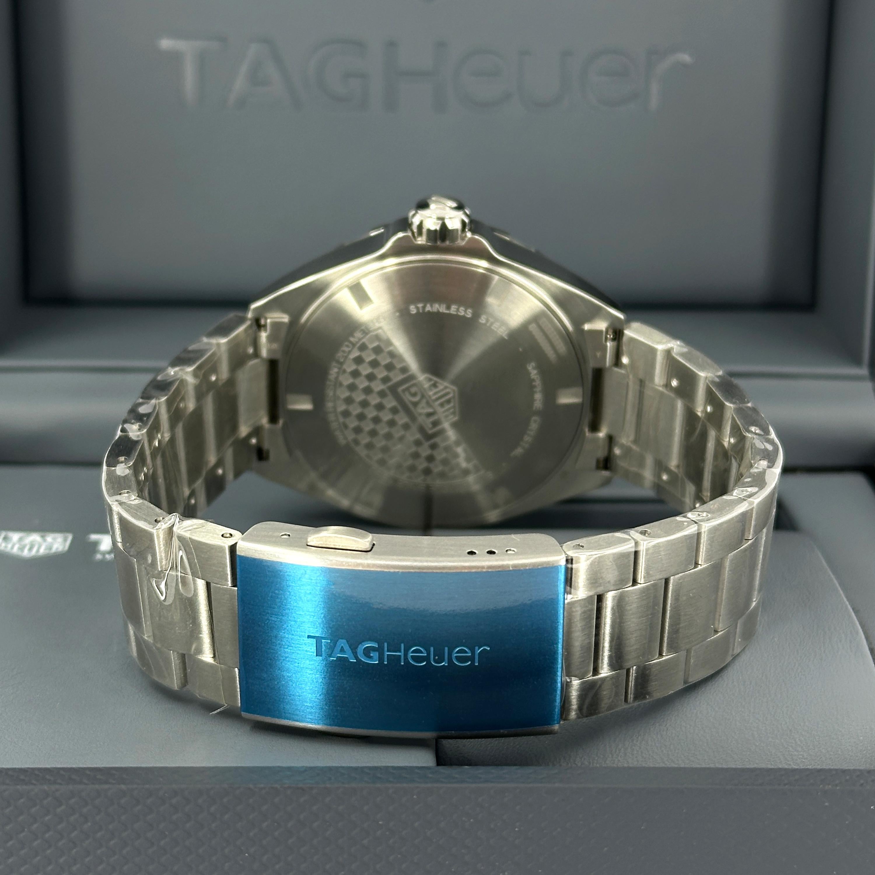 Ungetragene TAG Heuer Formula 1 Date Referenznummer WAZ1010.BA0842, Komplettset, 2025 im Angebot 5