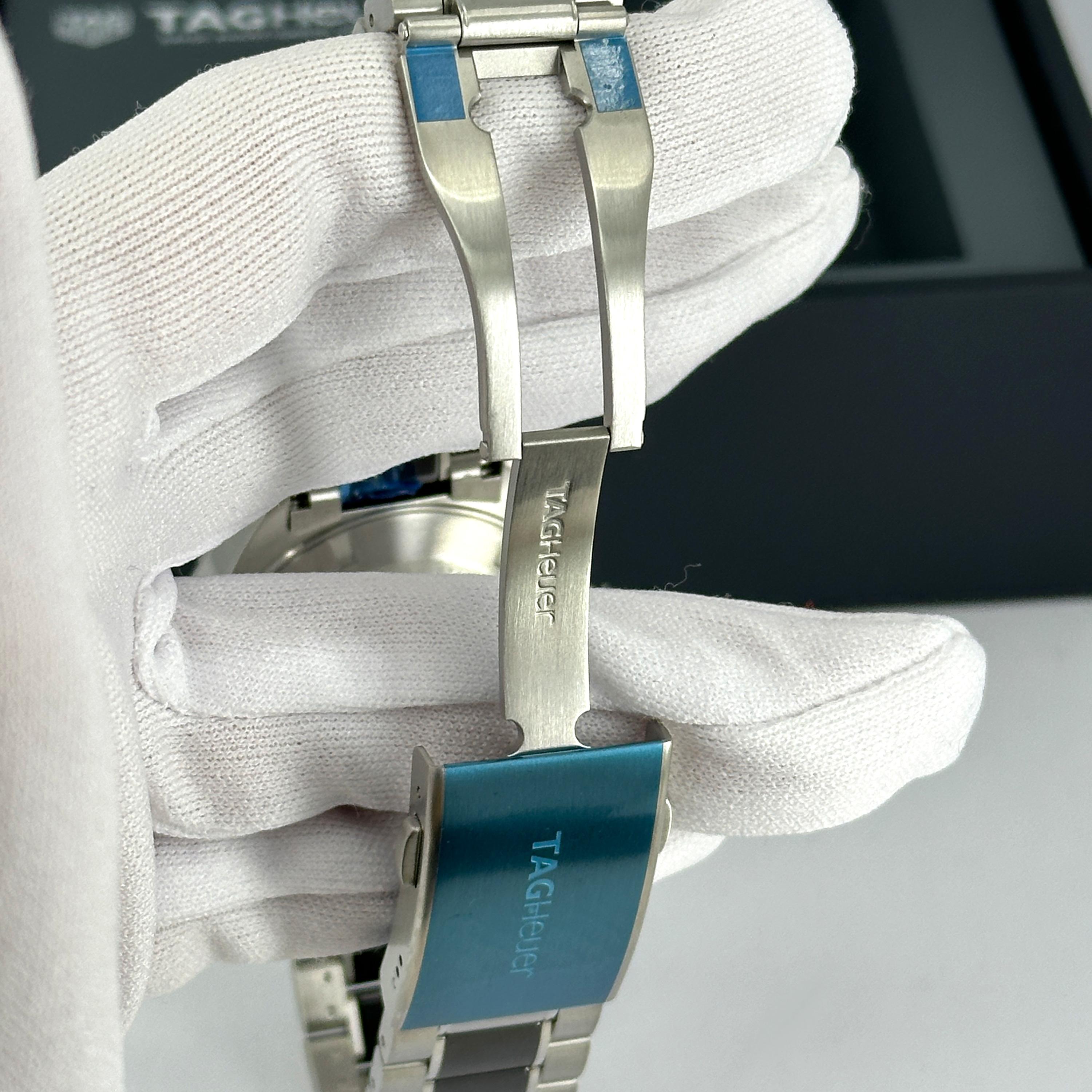 Ungetragene TAG Heuer Formula 1 Date Referenznummer WAZ2011.BA0843, Komplettset, 2025 im Angebot 9
