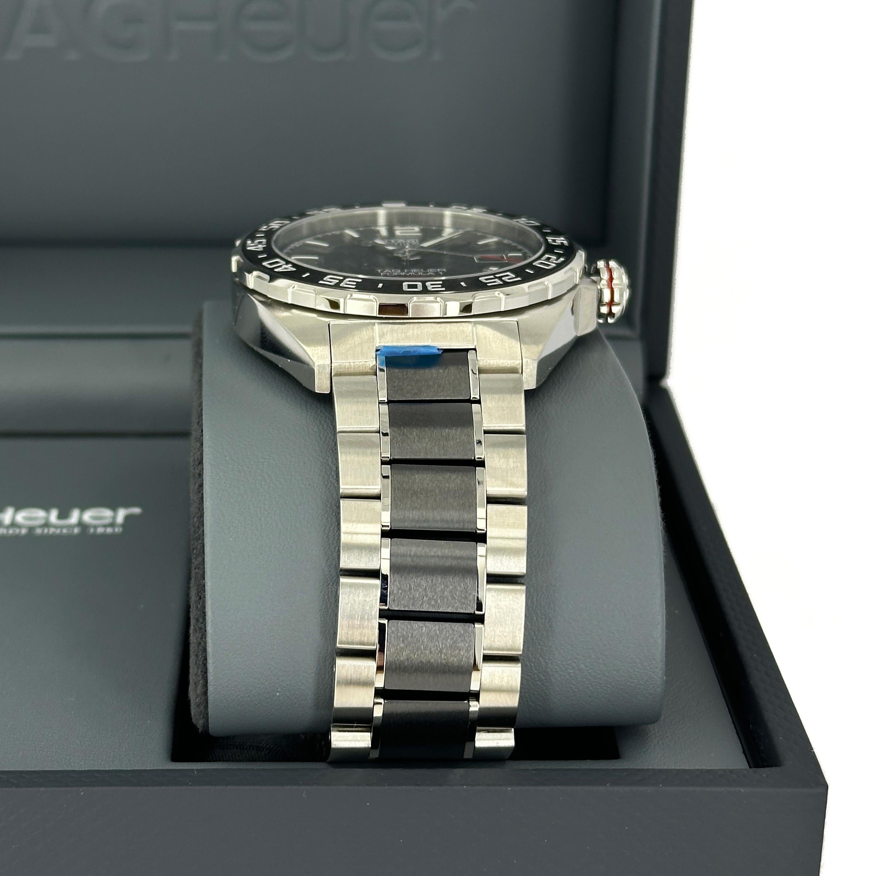 Ungetragene TAG Heuer Formula 1 Date Referenznummer WAZ2011.BA0843, Komplettset, 2025 für Damen oder Herren im Angebot