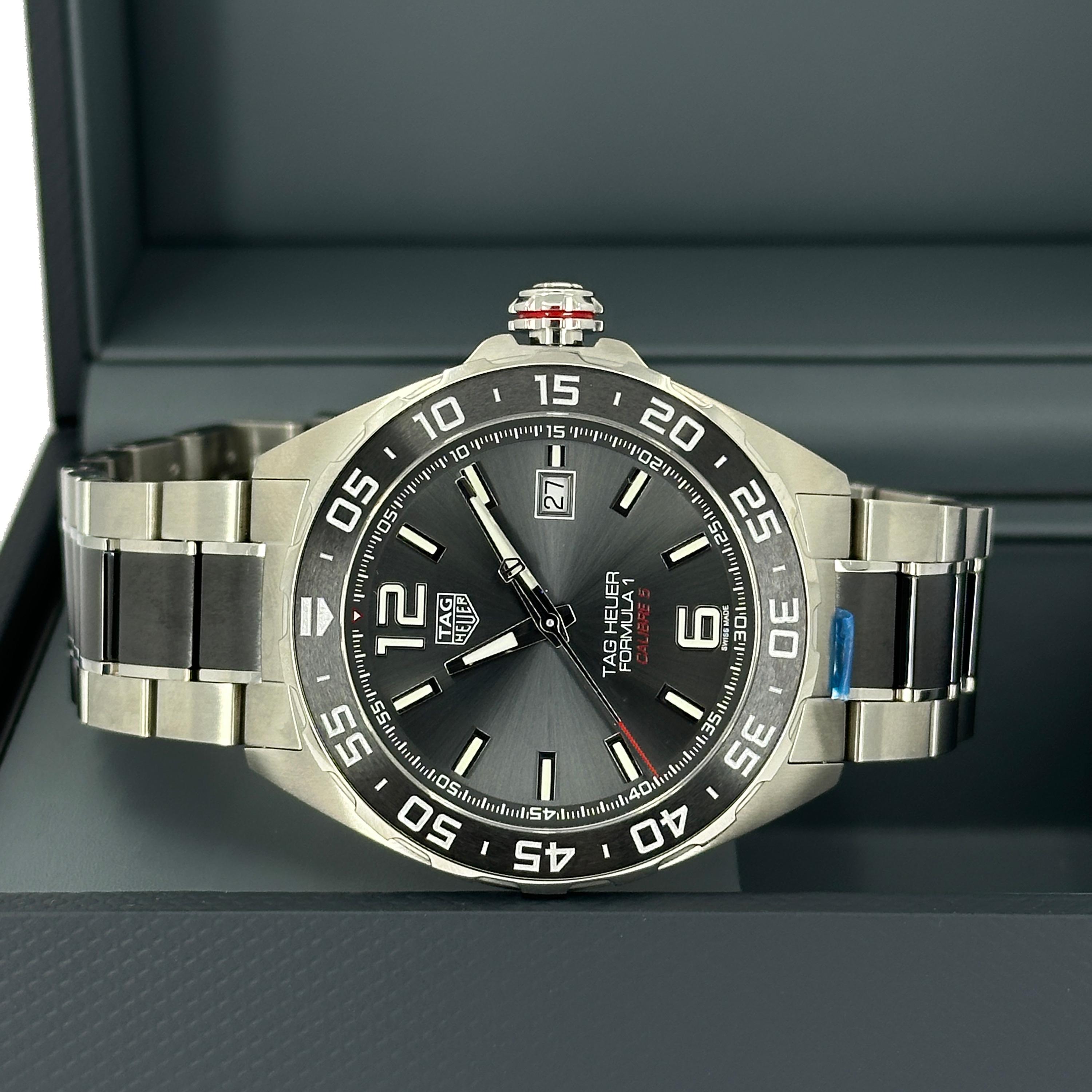 Ungetragene TAG Heuer Formula 1 Date Referenznummer WAZ2011.BA0843, Komplettset, 2025 im Angebot 5