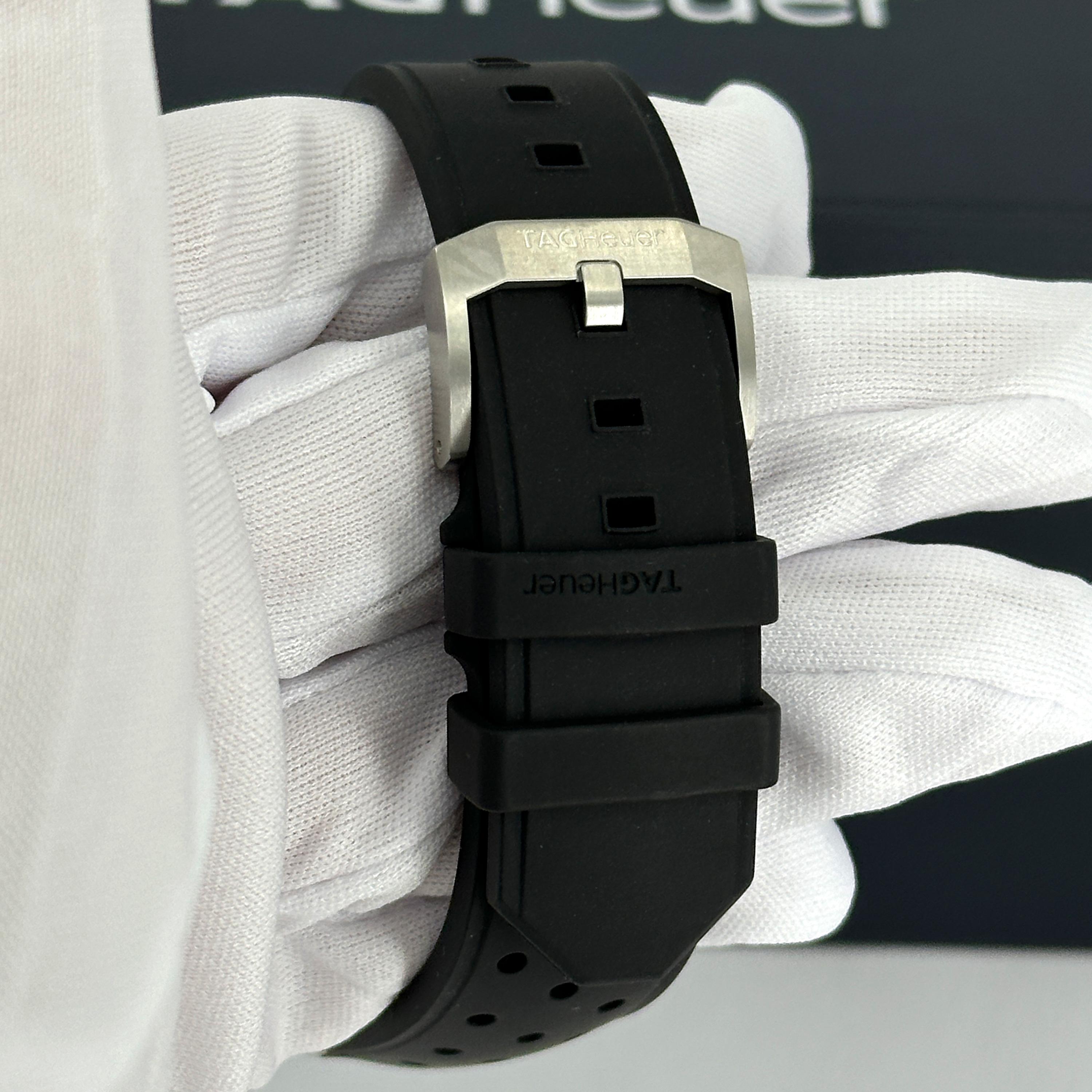 Ungetragene TAG Heuer Formula 1 Referenznummer CAZ1010.FT8024, Komplettset, 2025 im Angebot 9