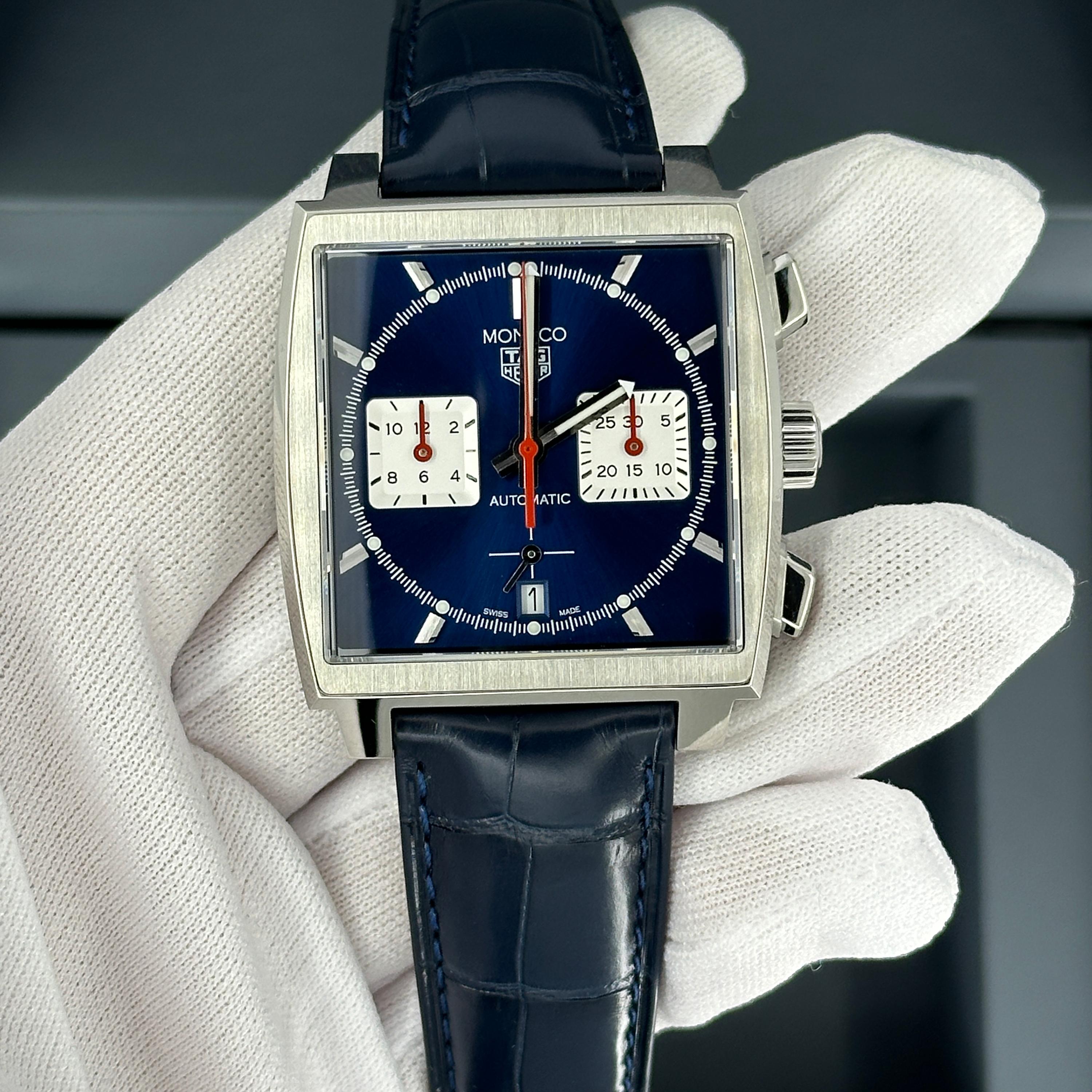 Ungetragener TAG Heuer Monaco Chronograph Referenz#CBL2111.FC6453, Komplettset, 2025 im Angebot 10