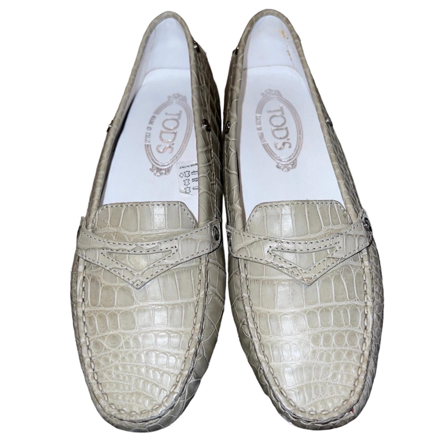 UNWORN Tod's Exotic Gommino Moccasins Loafers Alligator Crocodile Skin 7.5 For Sale 6
