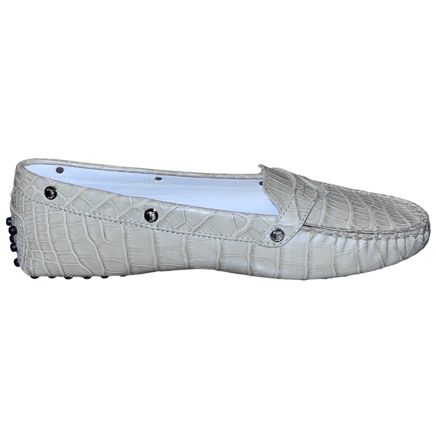 UNWORN Tod's Exotic Gommino Moccasins Loafers Alligator Crocodile Skin 7.5 For Sale 4