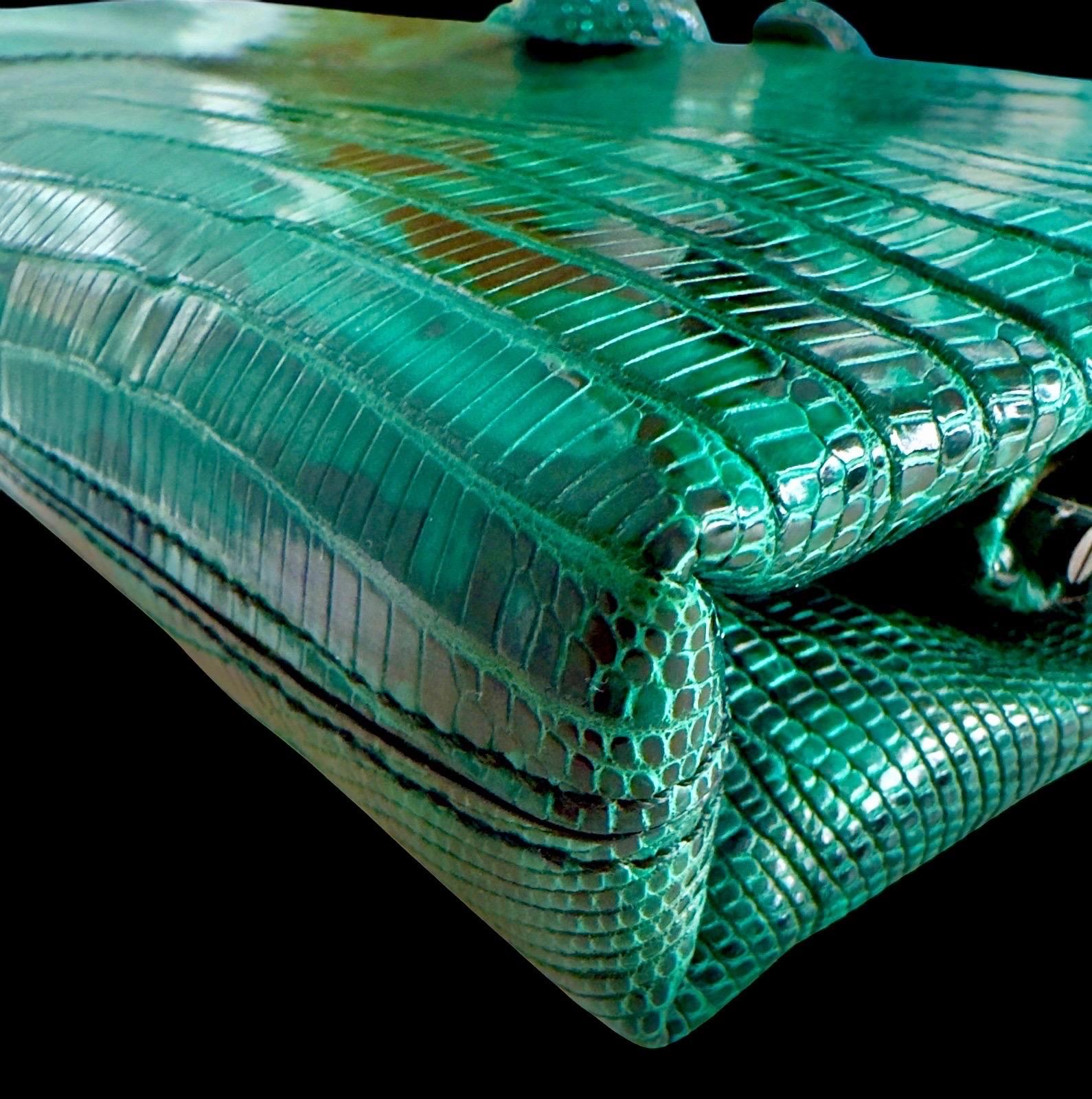 UNWORN VALENTINO Rare Exotic Lizard Skin Evening Crystal Clutch Bag - Full Set For Sale 3